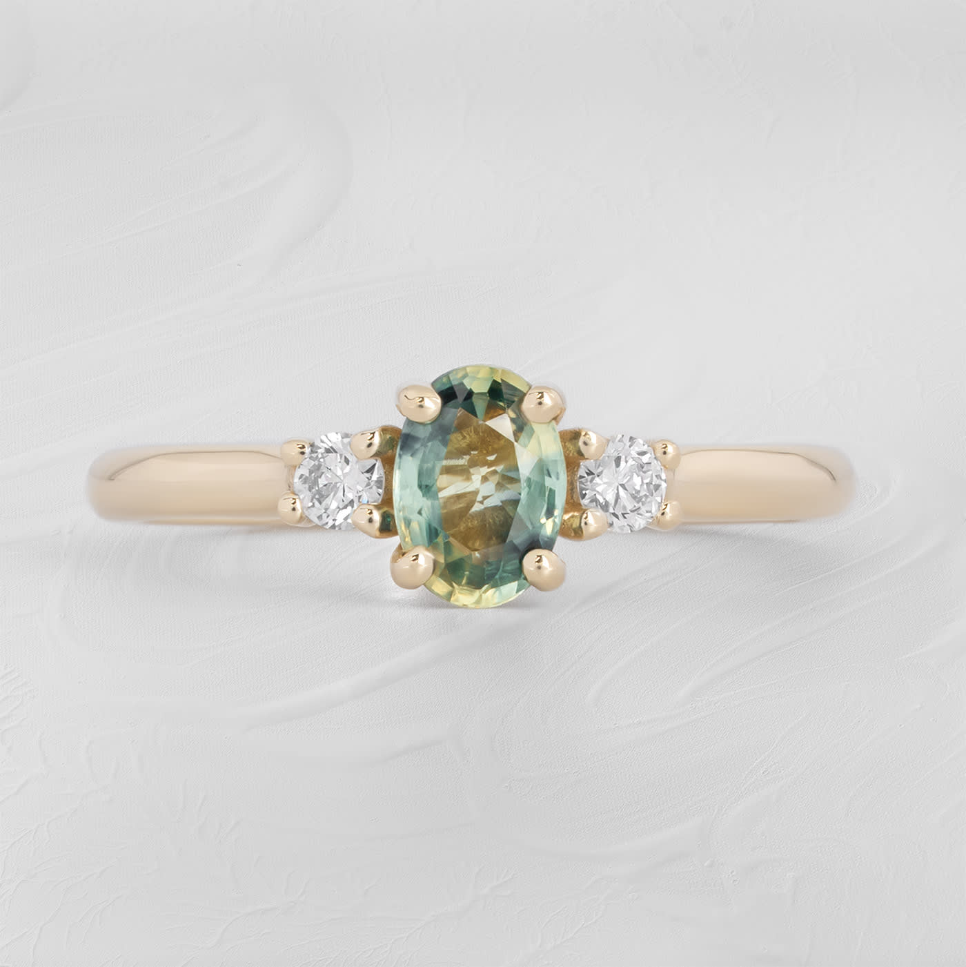 Parti sapphire and diamond ring — 1