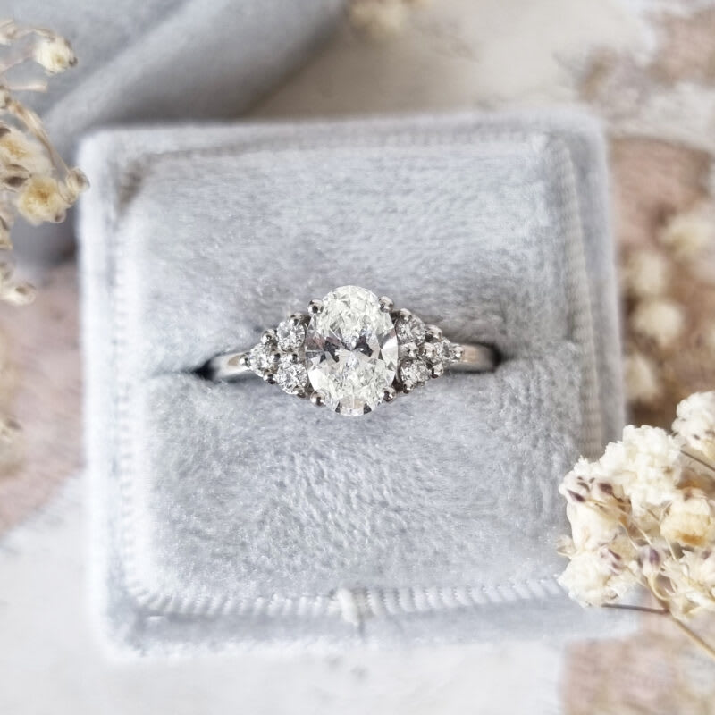Oval cut lab grown diamond 7 stone ring — 1