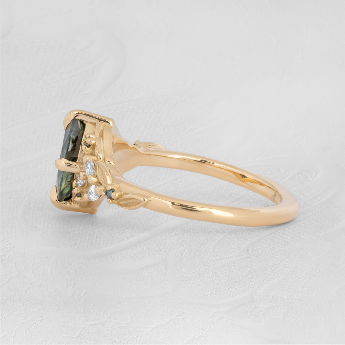 'Aurelyn' Marquise parti sapphire and diamond ring — 3
