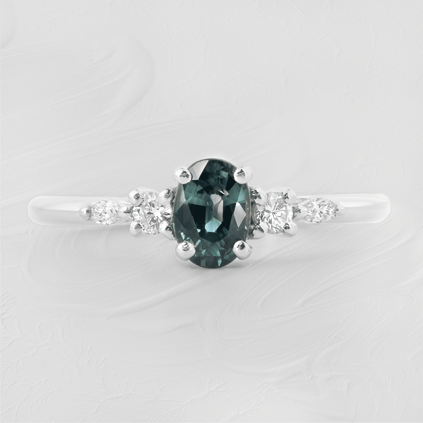 Teal sapphire and diamond ring — 1