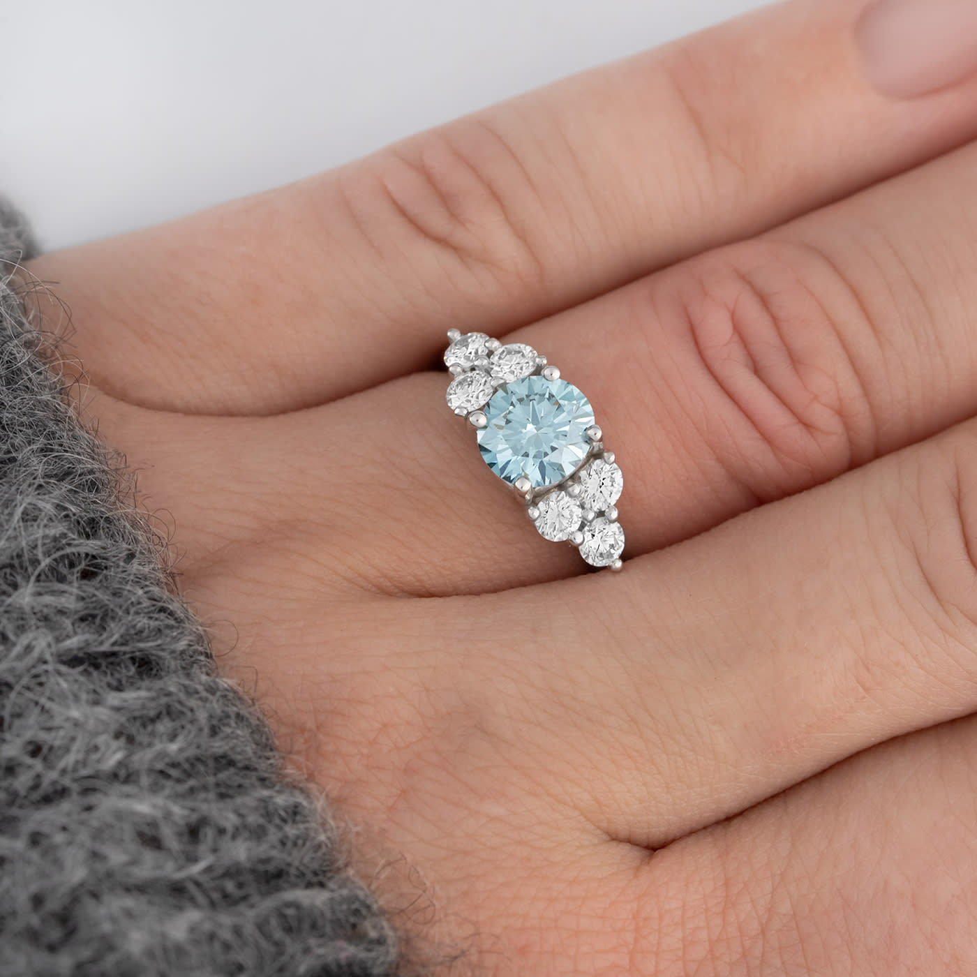 Fancy vivid blue lab diamond ring  — 4