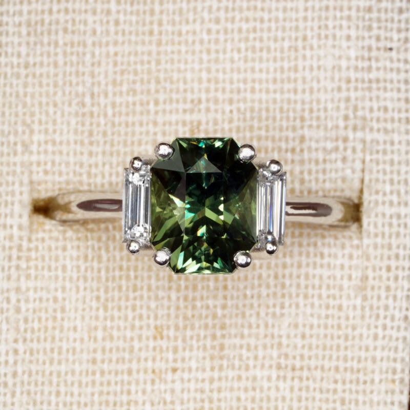 Art deco inspired green sapphire and diamond ring — 1