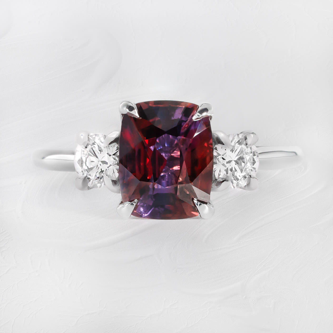 'Dragons Eye' Sapphire and Diamond Ring  — 1