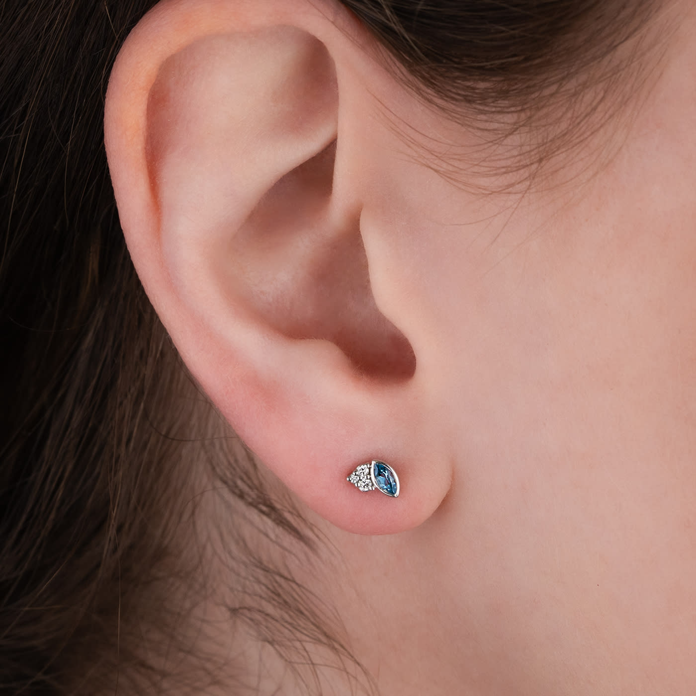 Marquise aquamarine and diamond earrings — 2