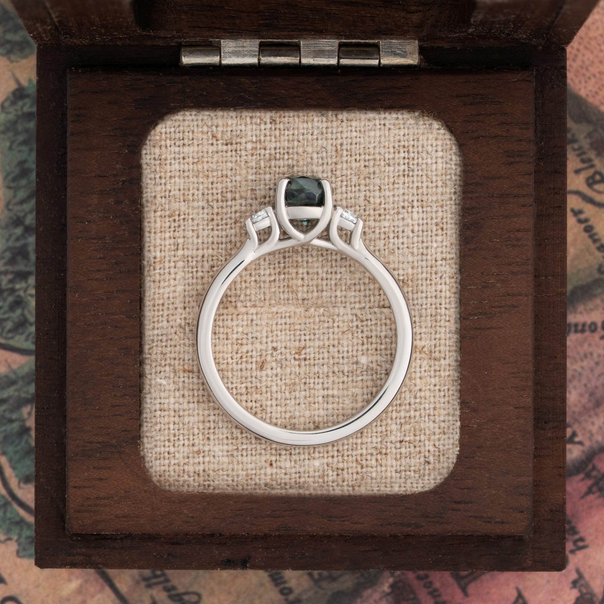 Teal sapphire and diamond ring — 3