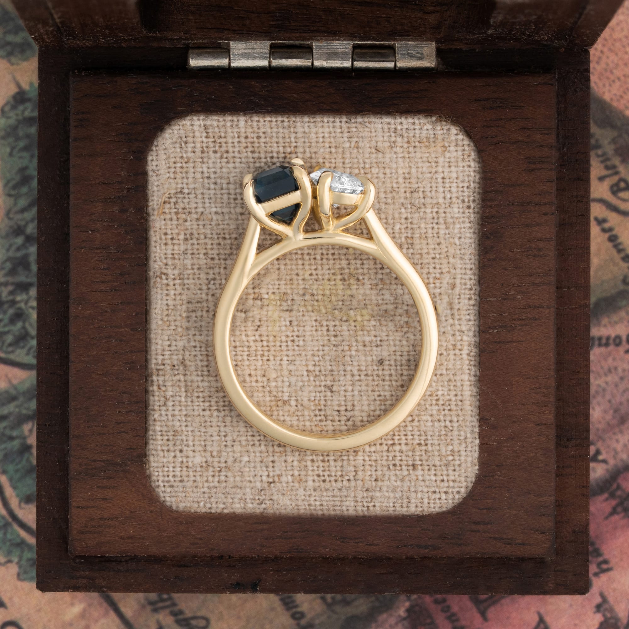 Toi Et Moi Sapphire and Diamond ring — 3
