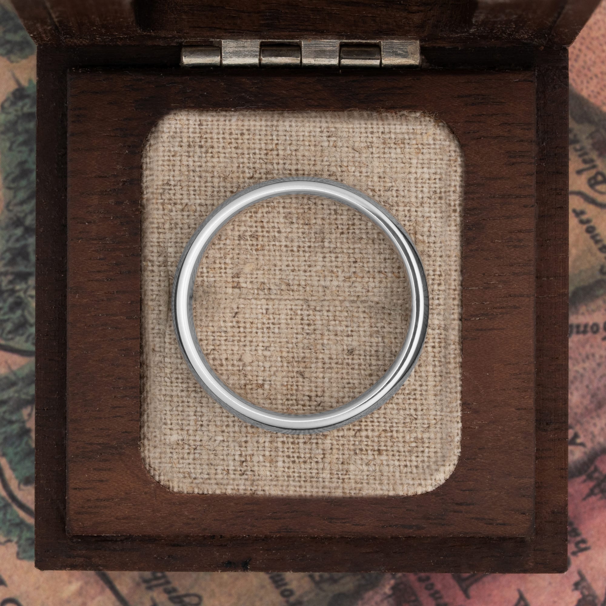 Traditional court wedding band  — 4