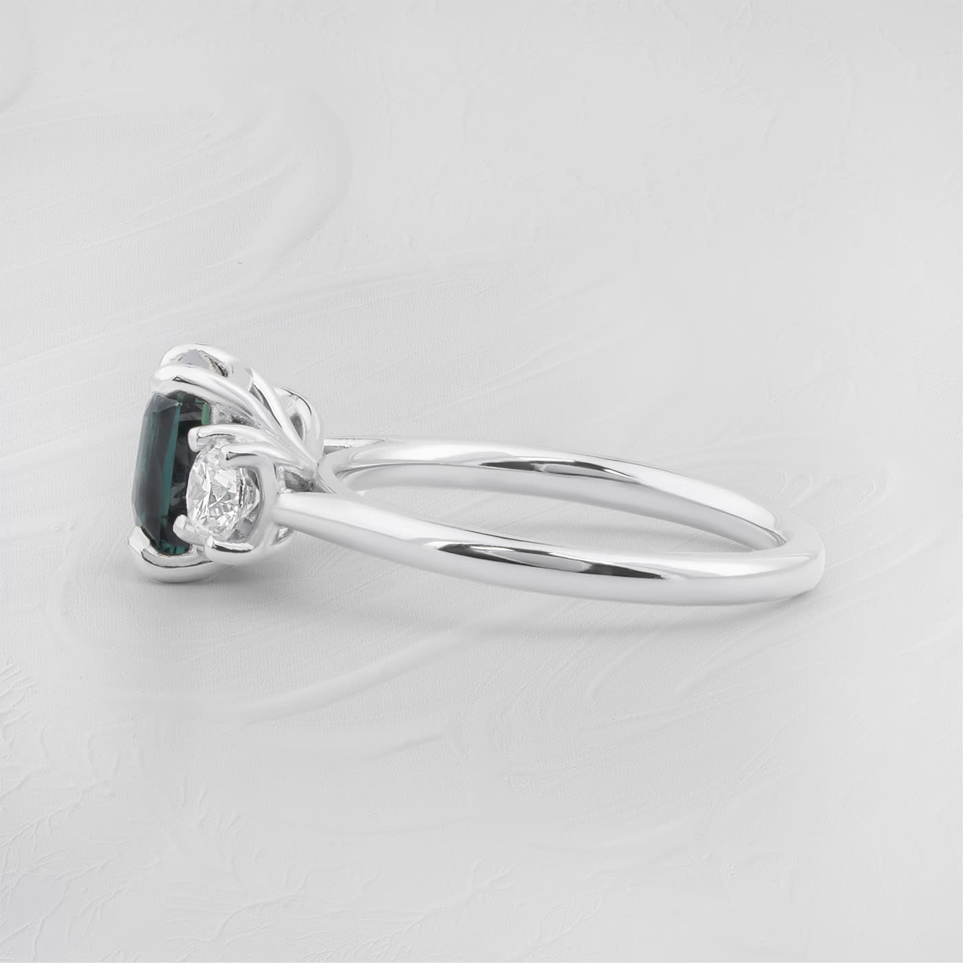 Radiant teal sapphire and diamond ring — 4