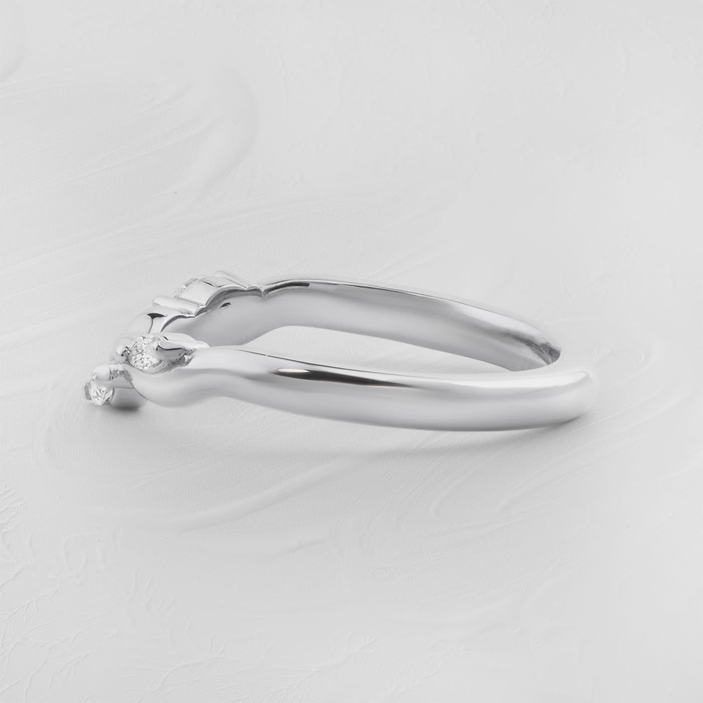 Shaped diamond wedding band — 3