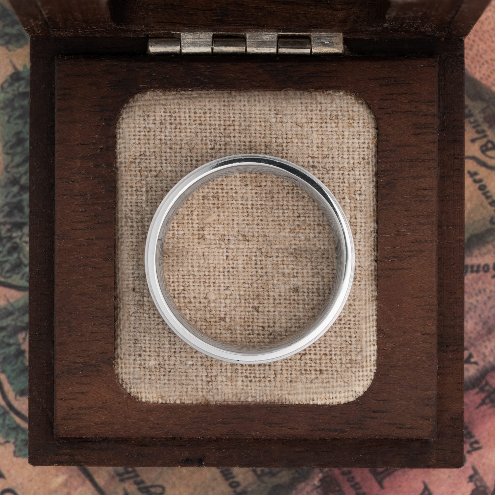 Stepped edge brushed center wedding band   — 3