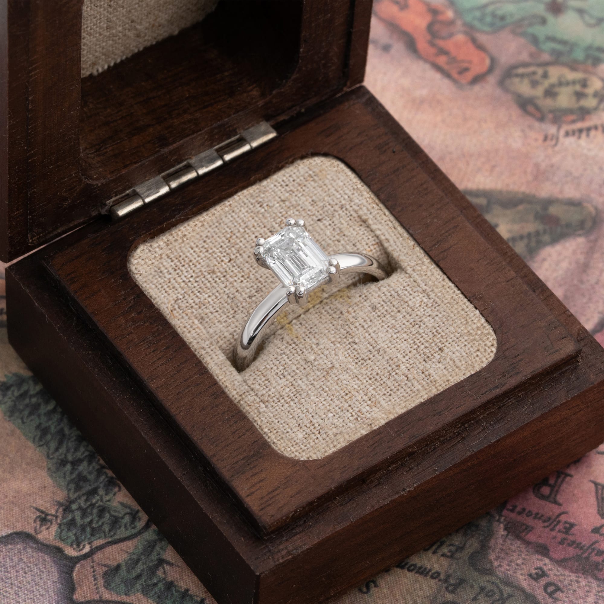 Emerald lab diamond solitaire ring  — 4