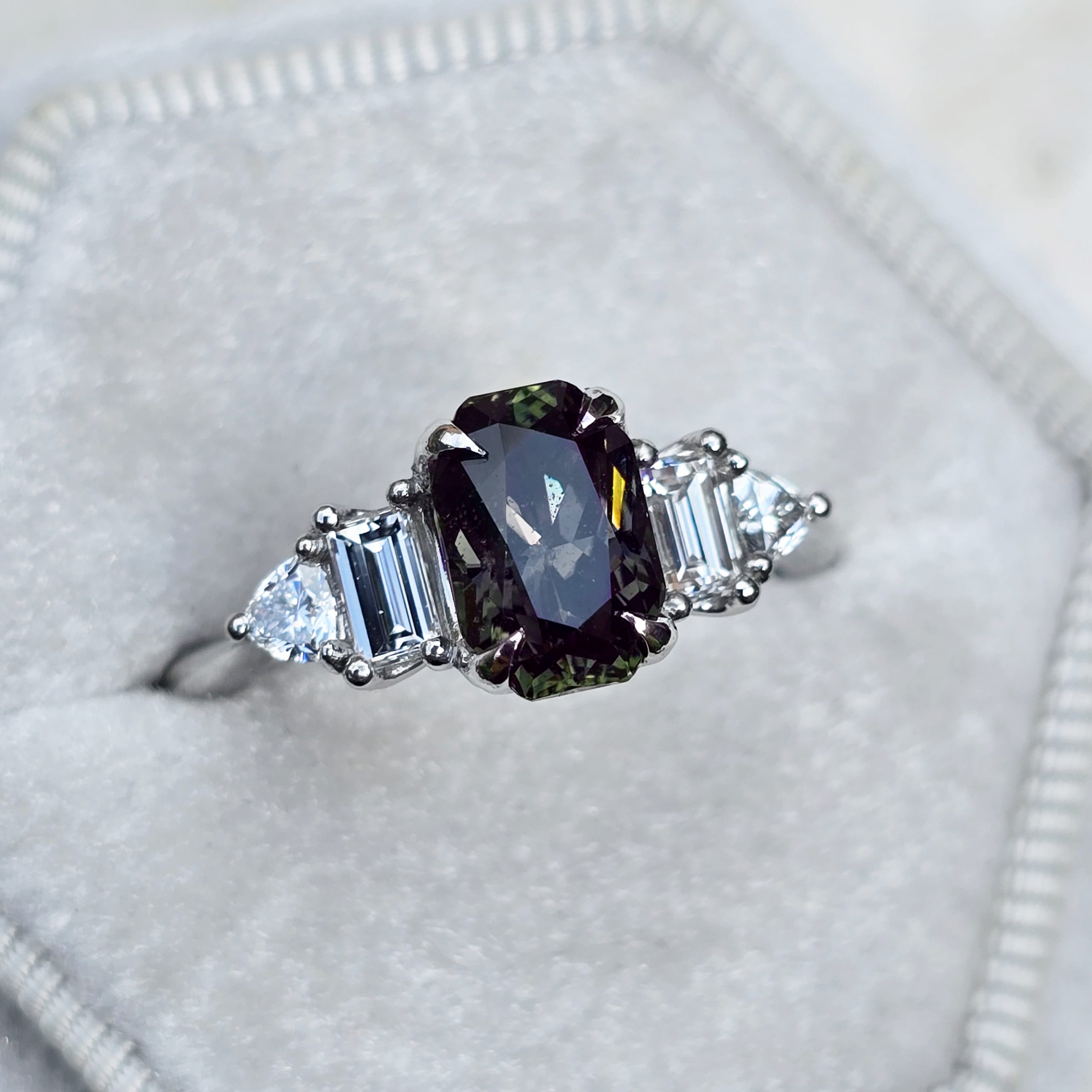 'Starlight' olive green sapphire and diamond ring — 3