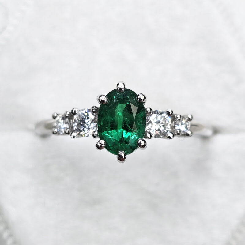 Natural emerald and diamond 5 stone ring — 1