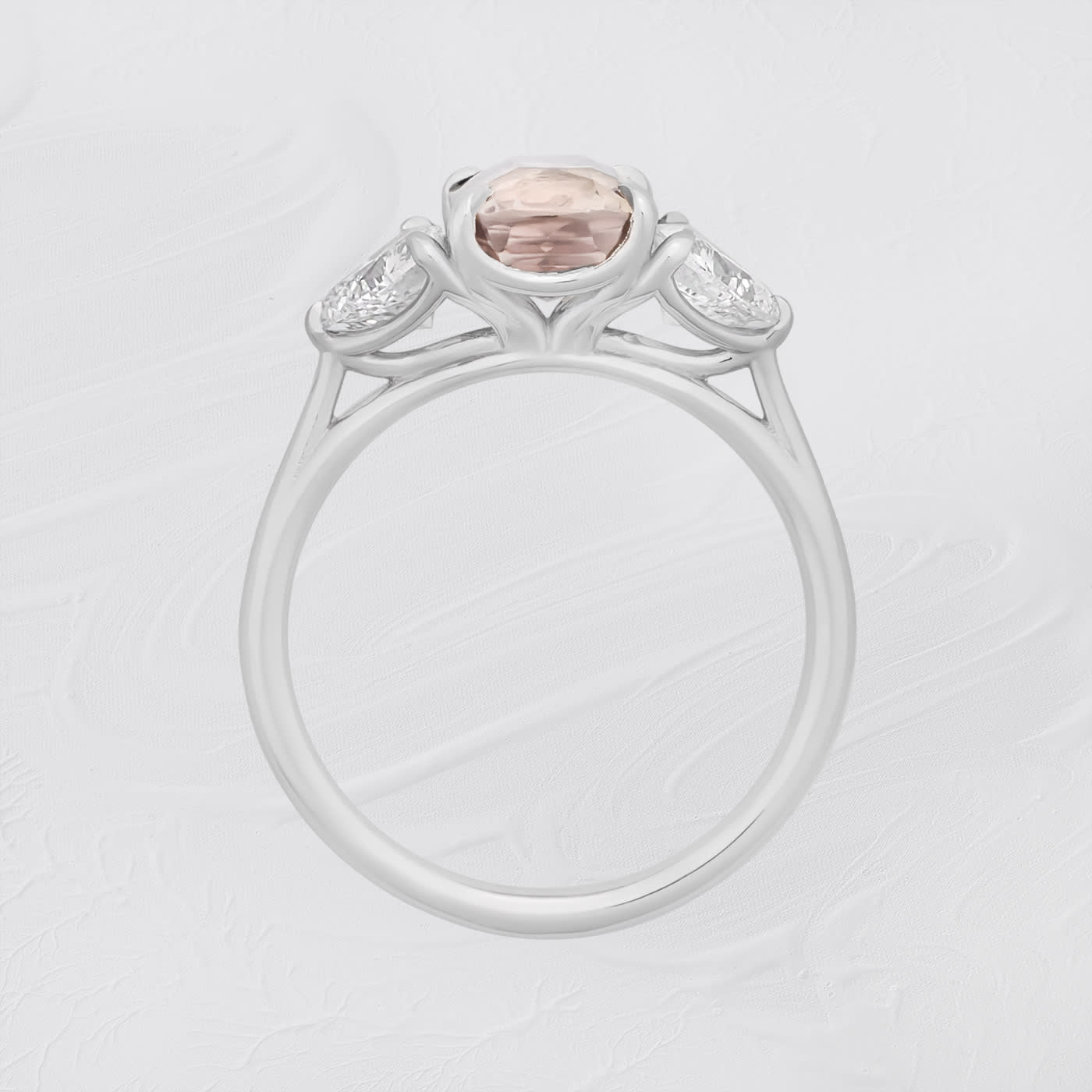 Bi colour sapphire and trillion diamond ring — 2