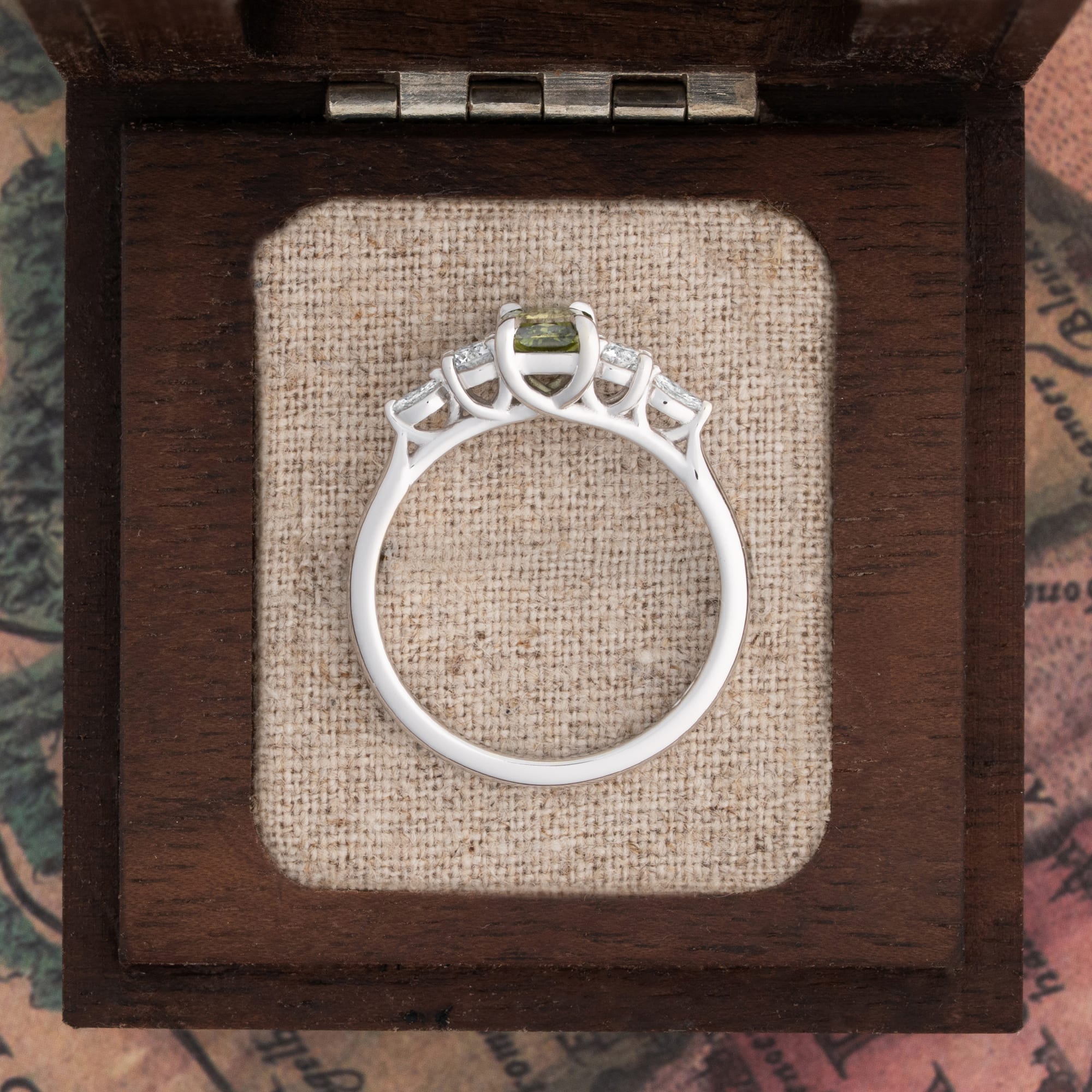 Radiant green diamond trellis ring  — 3