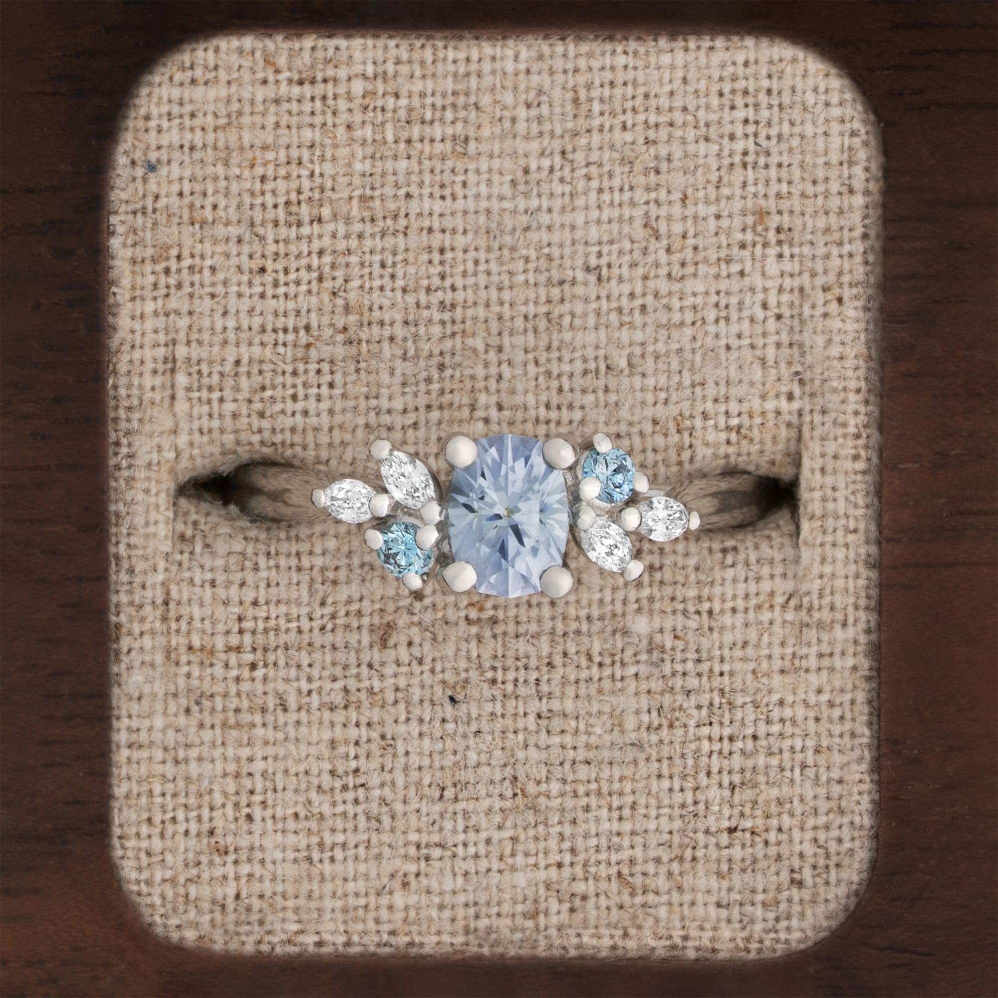 'Dawnflower' Unique Montana sapphire and diamond ring — 1