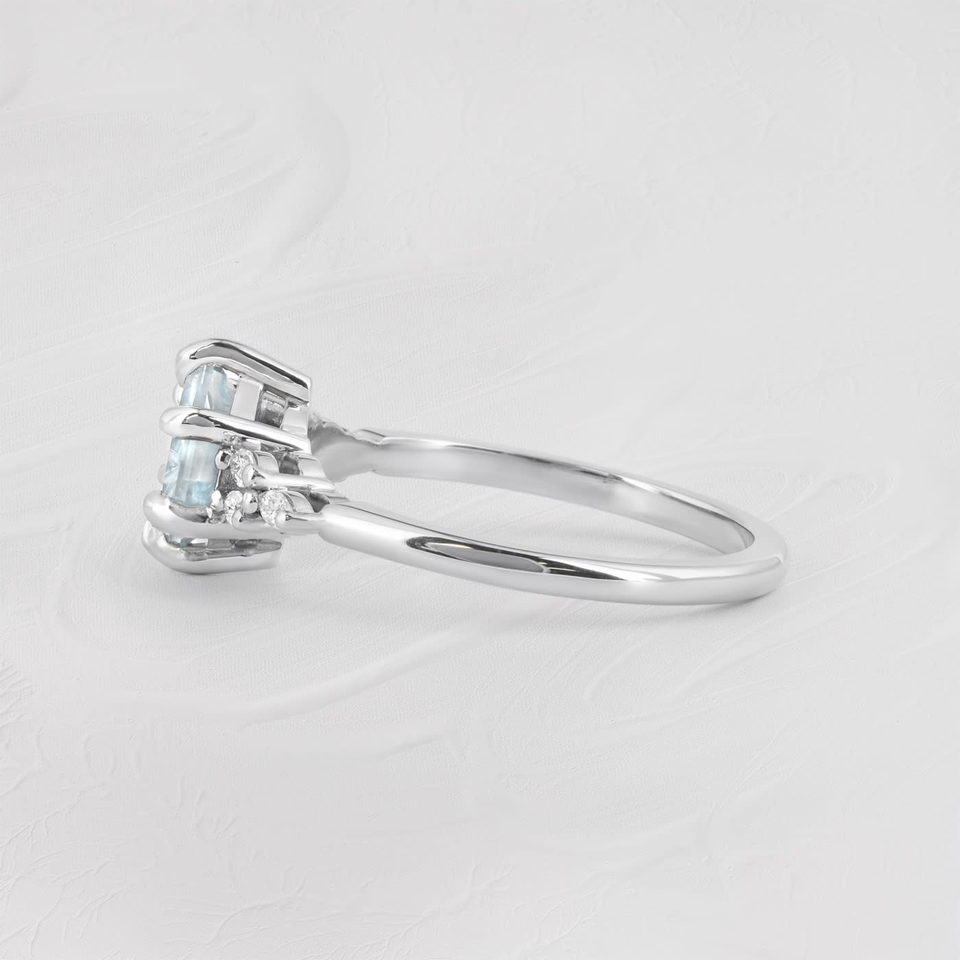 'Viola' Hexagon snowflake sapphire and diamond ring — 3