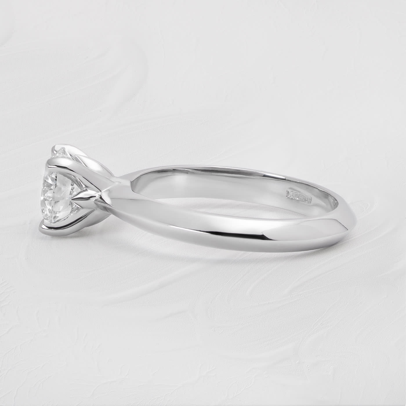 Round lab grown diamond knife edge platinum ring  - alternate view