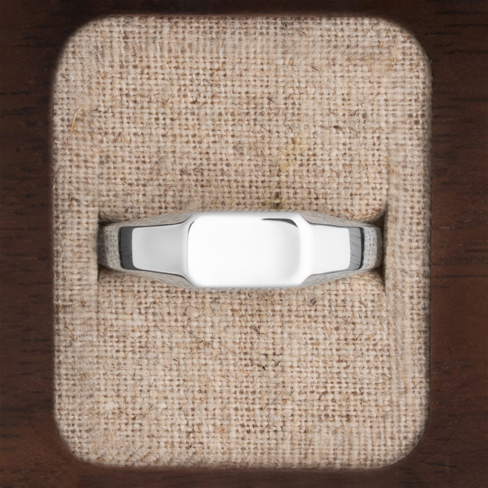 Cushion signet ring — 5