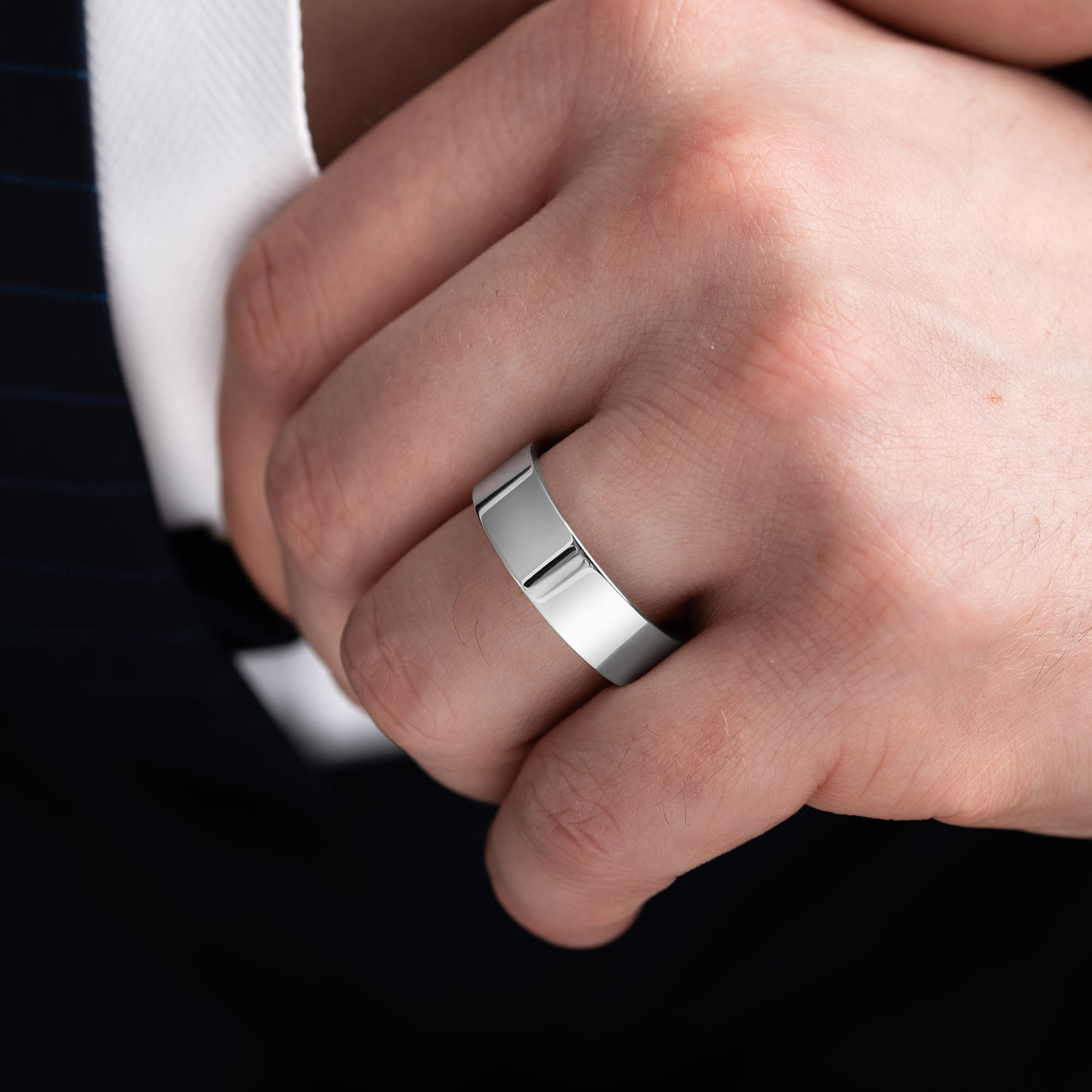 Flat court wedding band 
