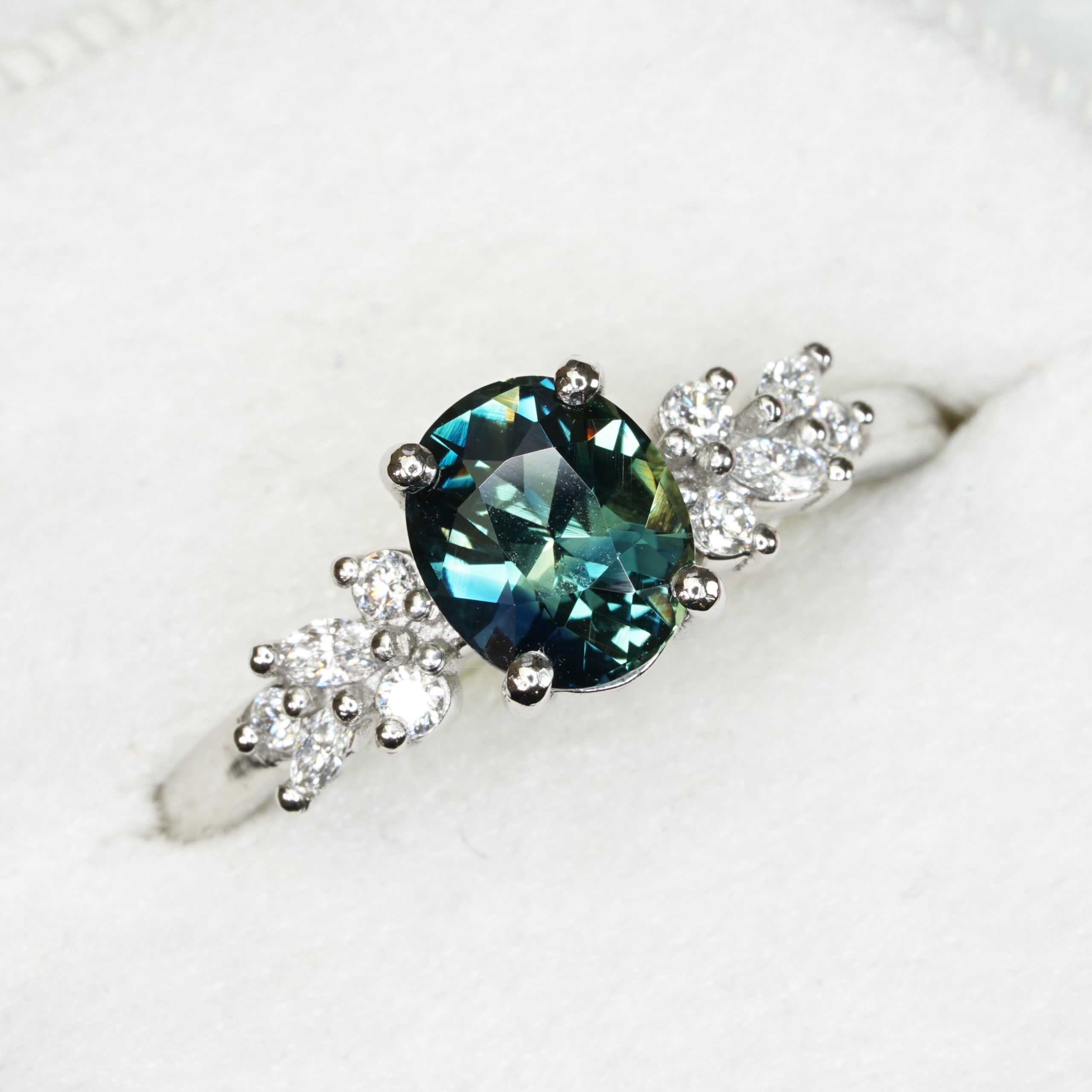 Teal sapphire and diamond floral ring — 2