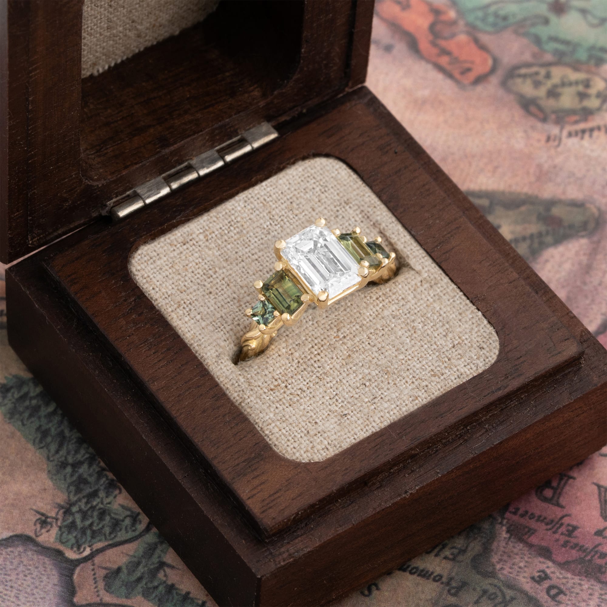 'Evermore' Diamond and sapphire ring — 2