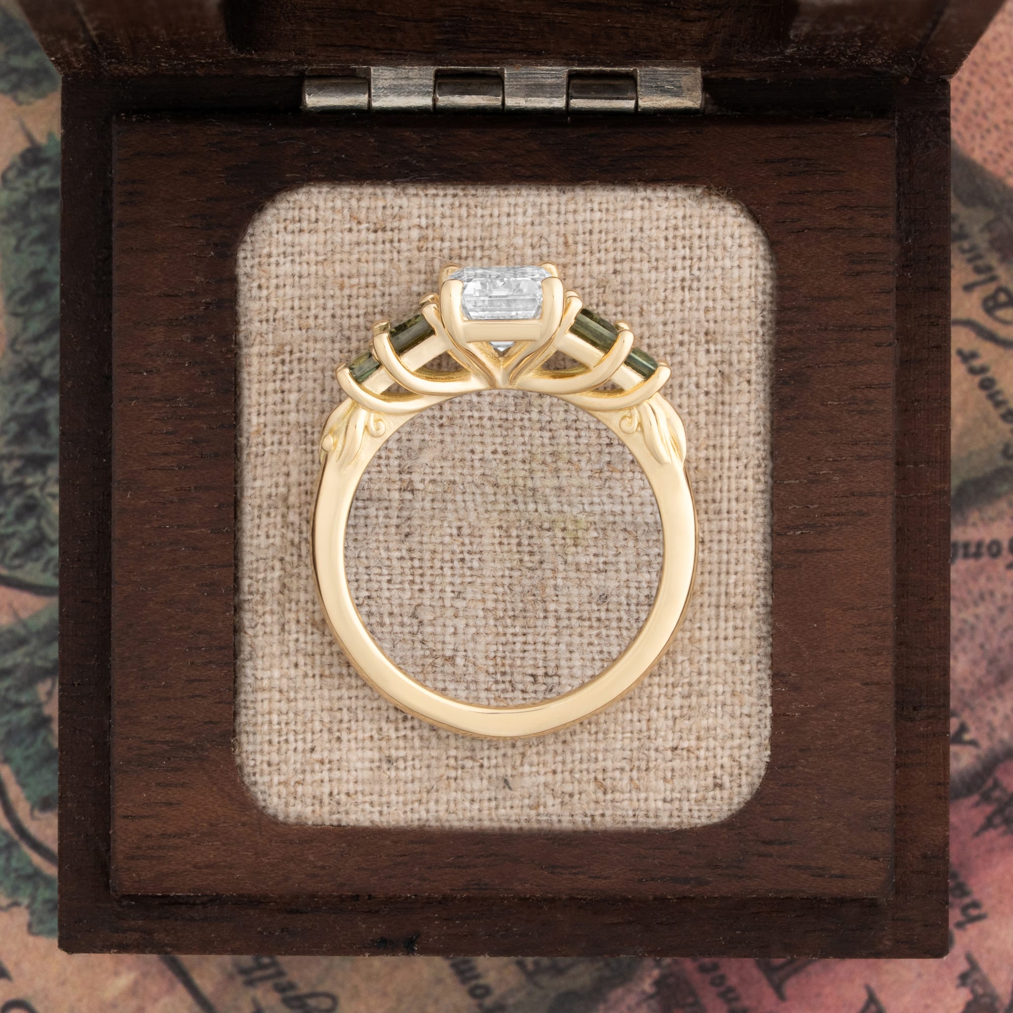 'Evermore' Diamond and sapphire ring — 3