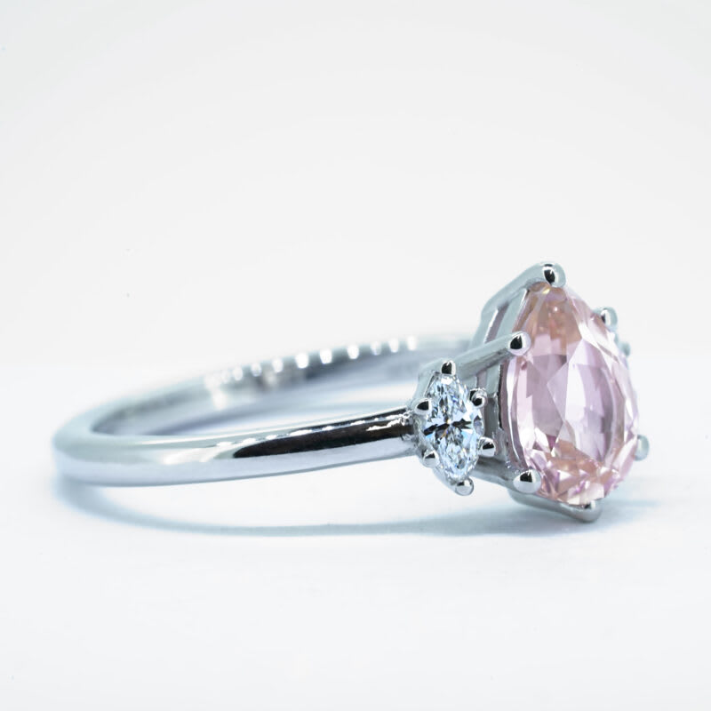Pear champagne sapphire and marquise diamond ring — 3