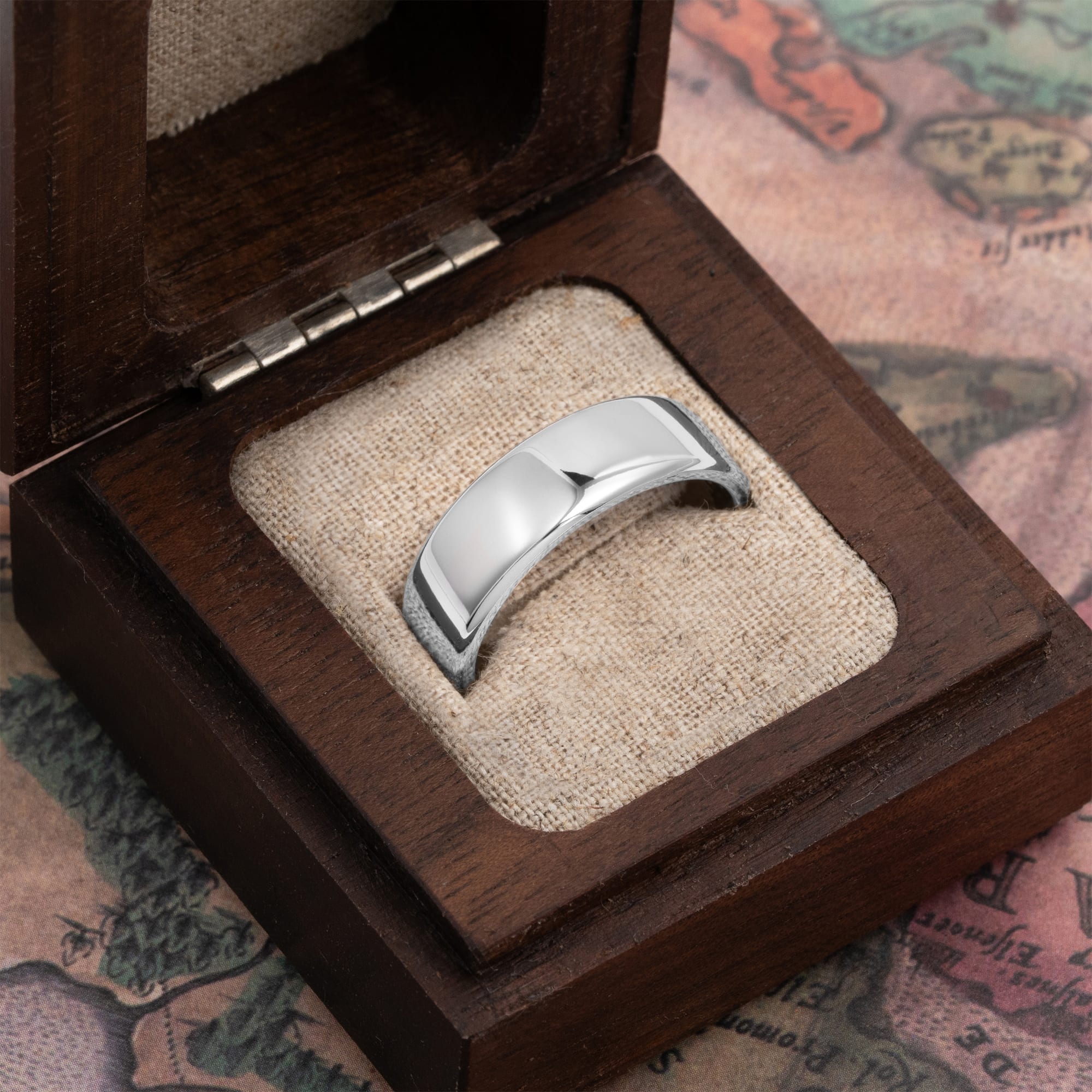 Traditional court wedding band  — 4