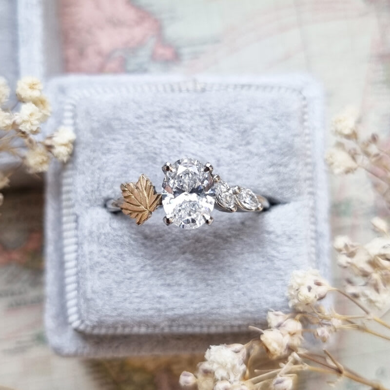 Sycamore leaf oval diamond ring — 1