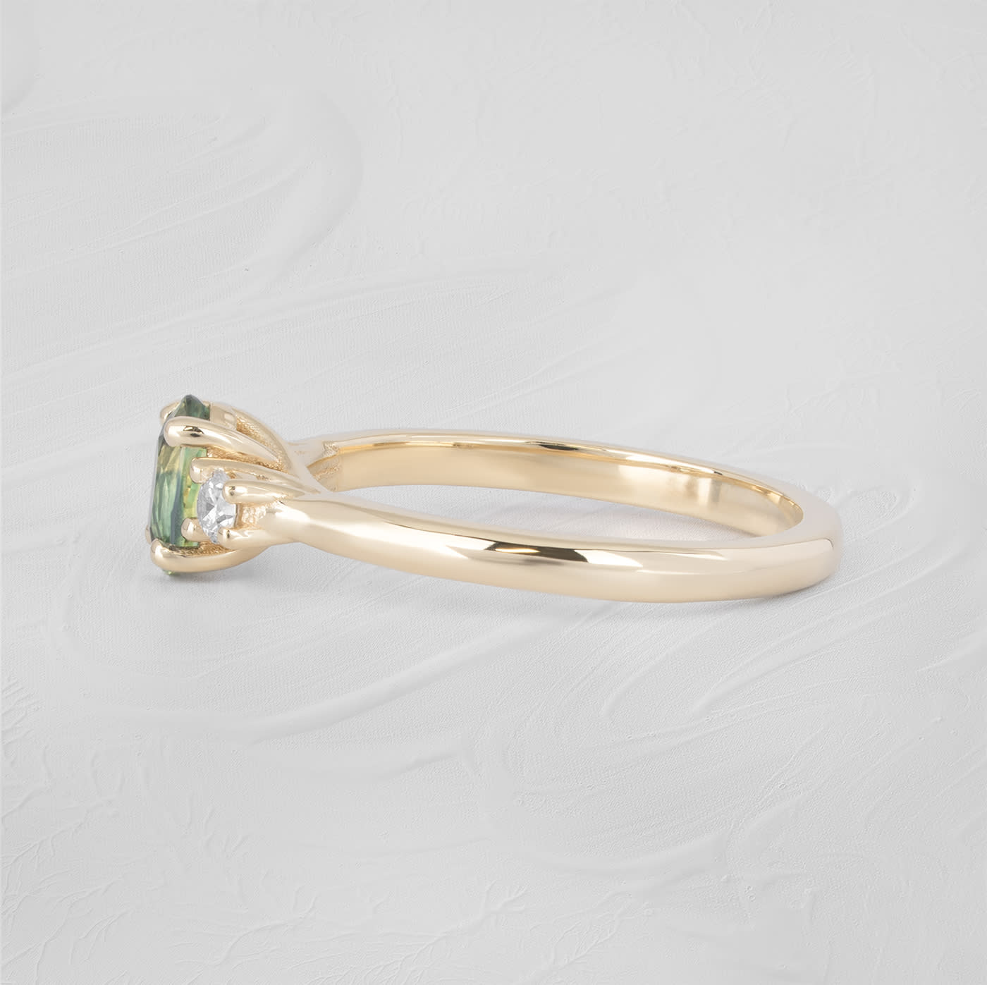 Parti sapphire and diamond ring — 3