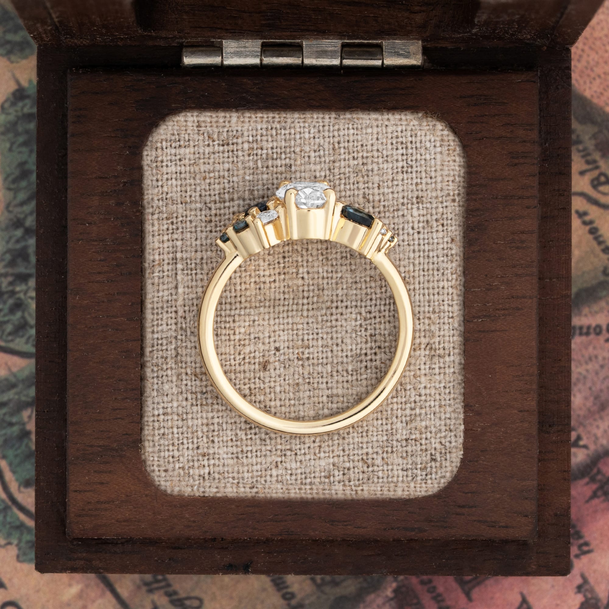 'Wildflower' Diamond and sapphire ring — 3