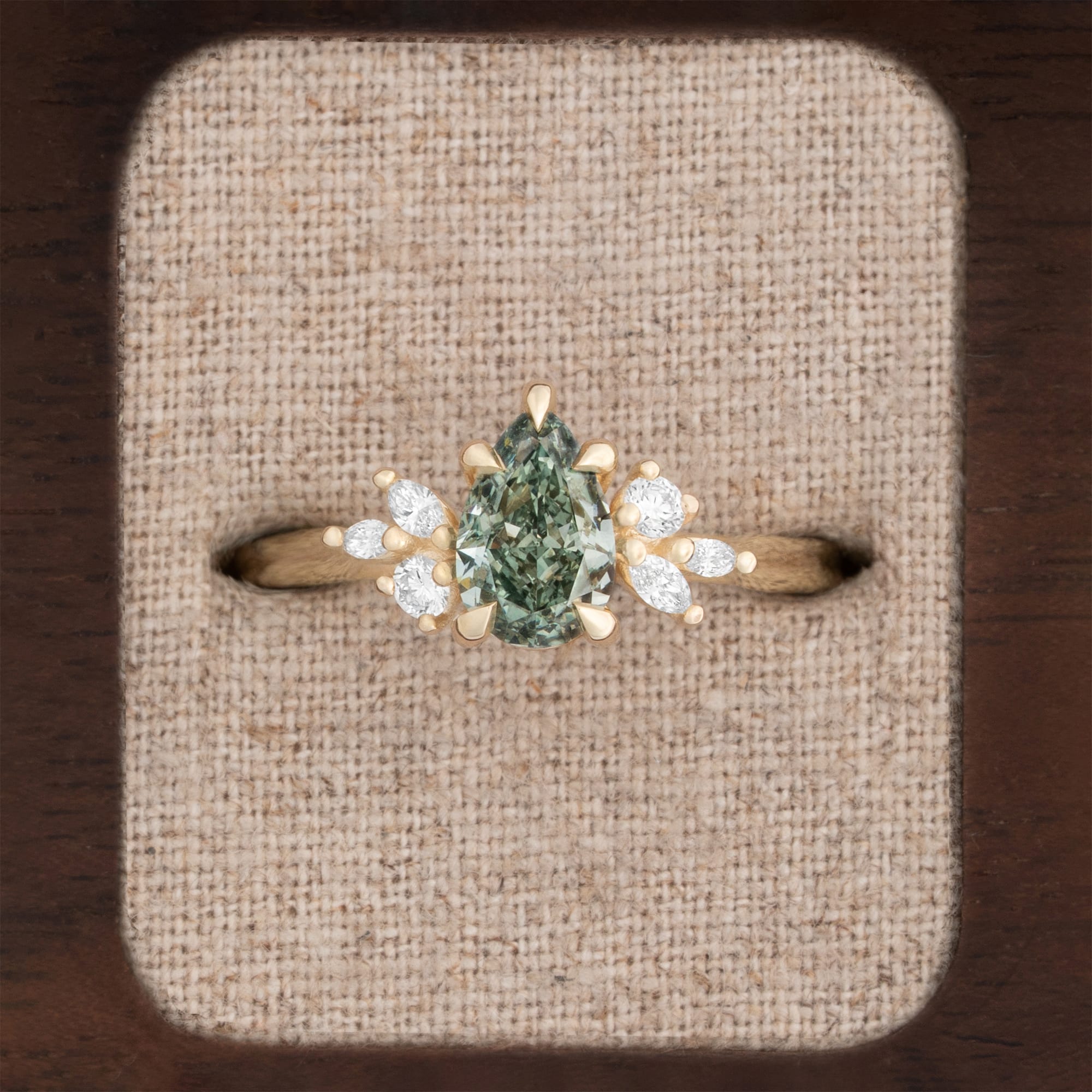 'Dawnflower' Green lab grown diamond ring — 1