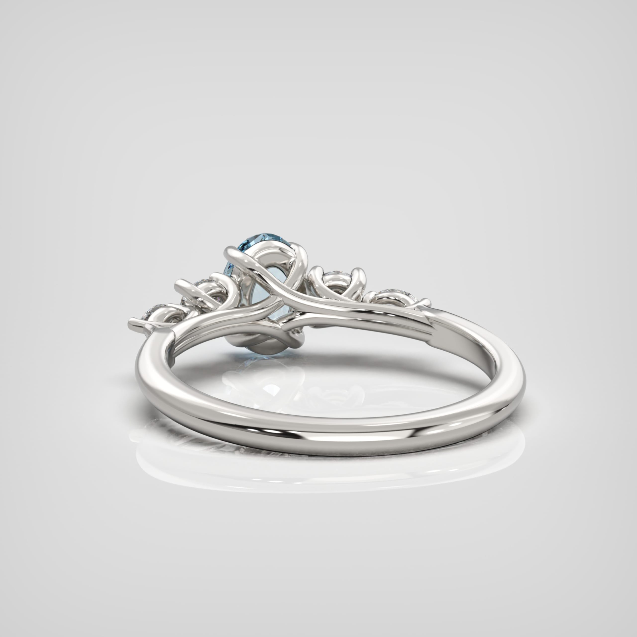 'Sonder' Oval aquamarine with lab-grown diamonds — 4