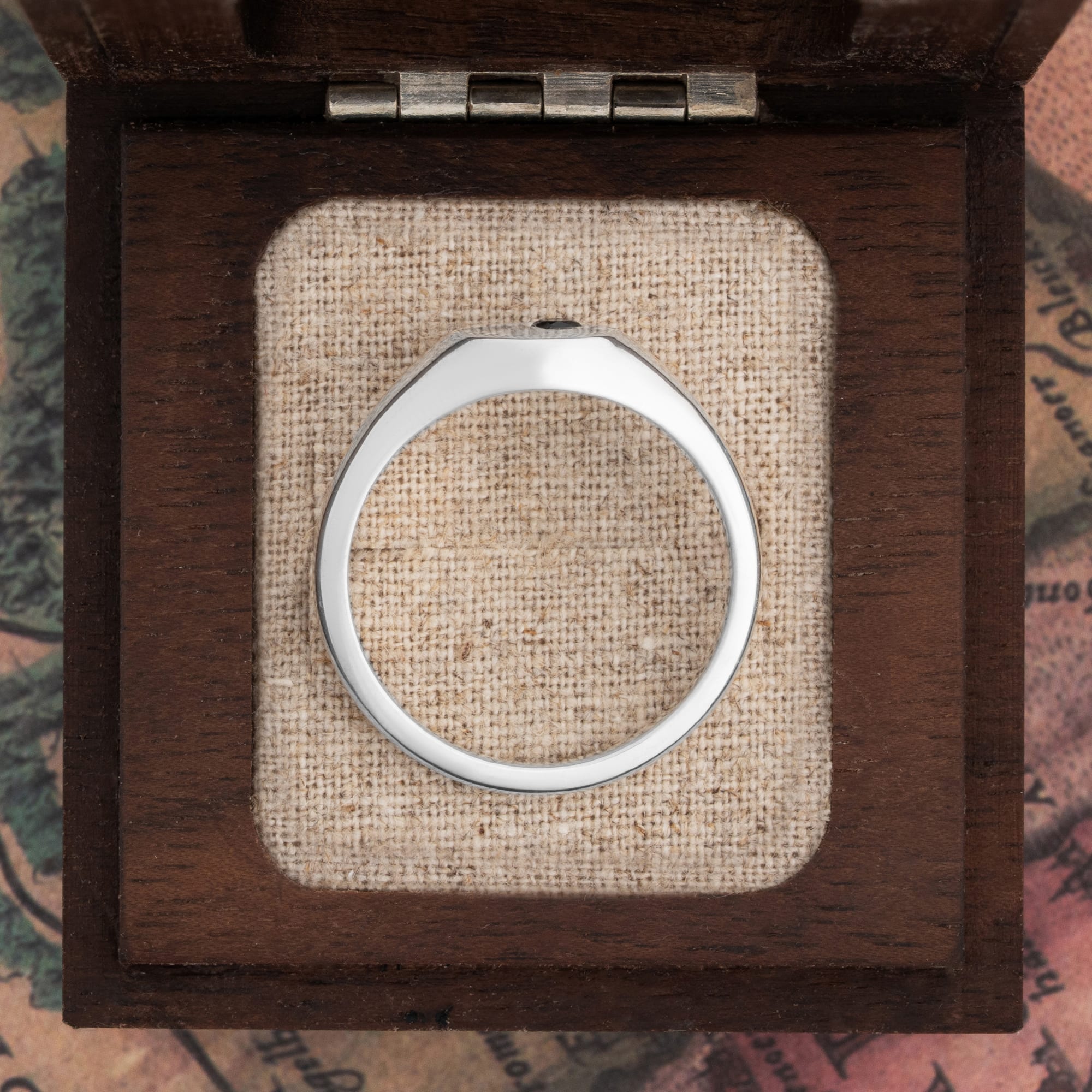 'Obsidian' Black diamond signet ring — 4