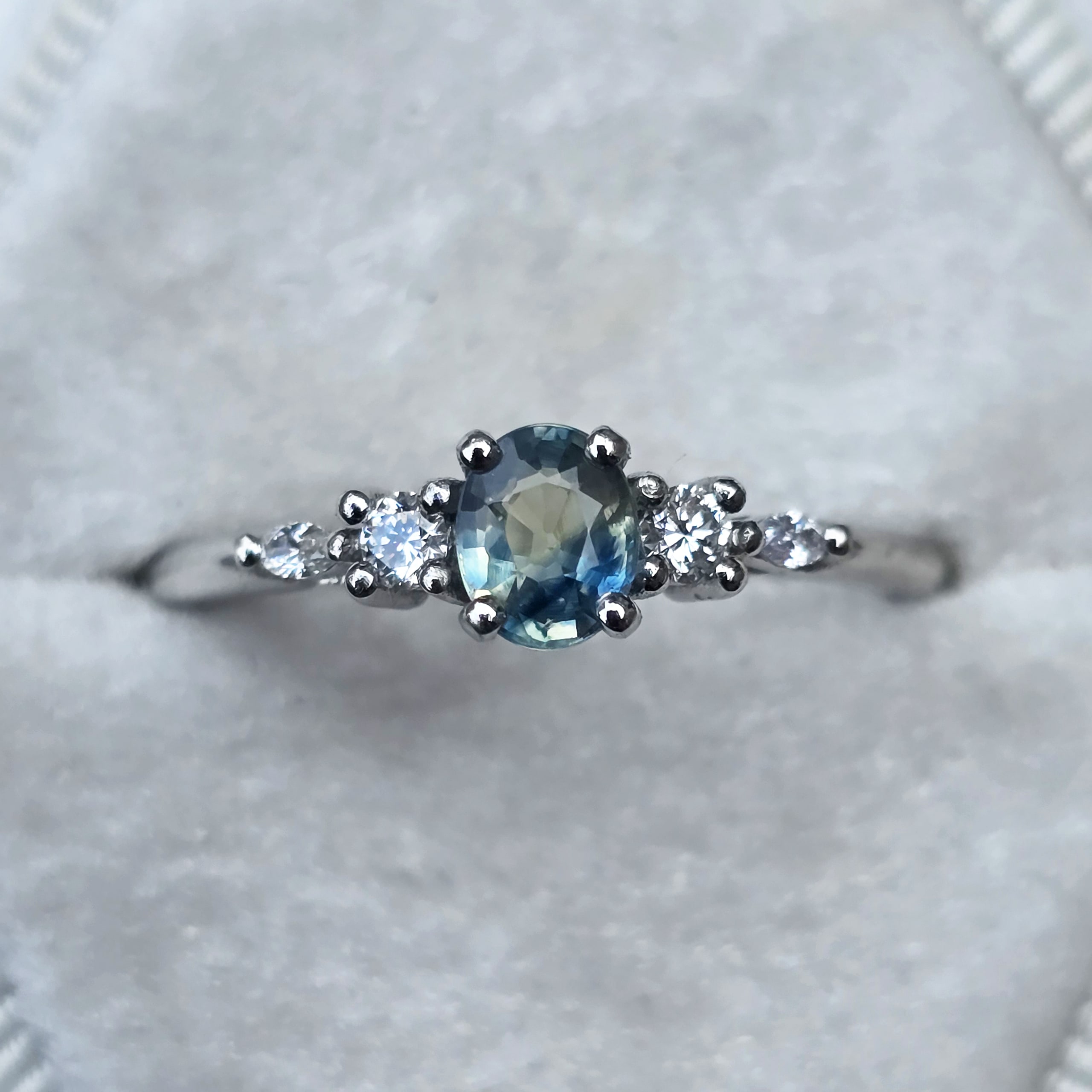 Parti sapphire and diamond ring — 1