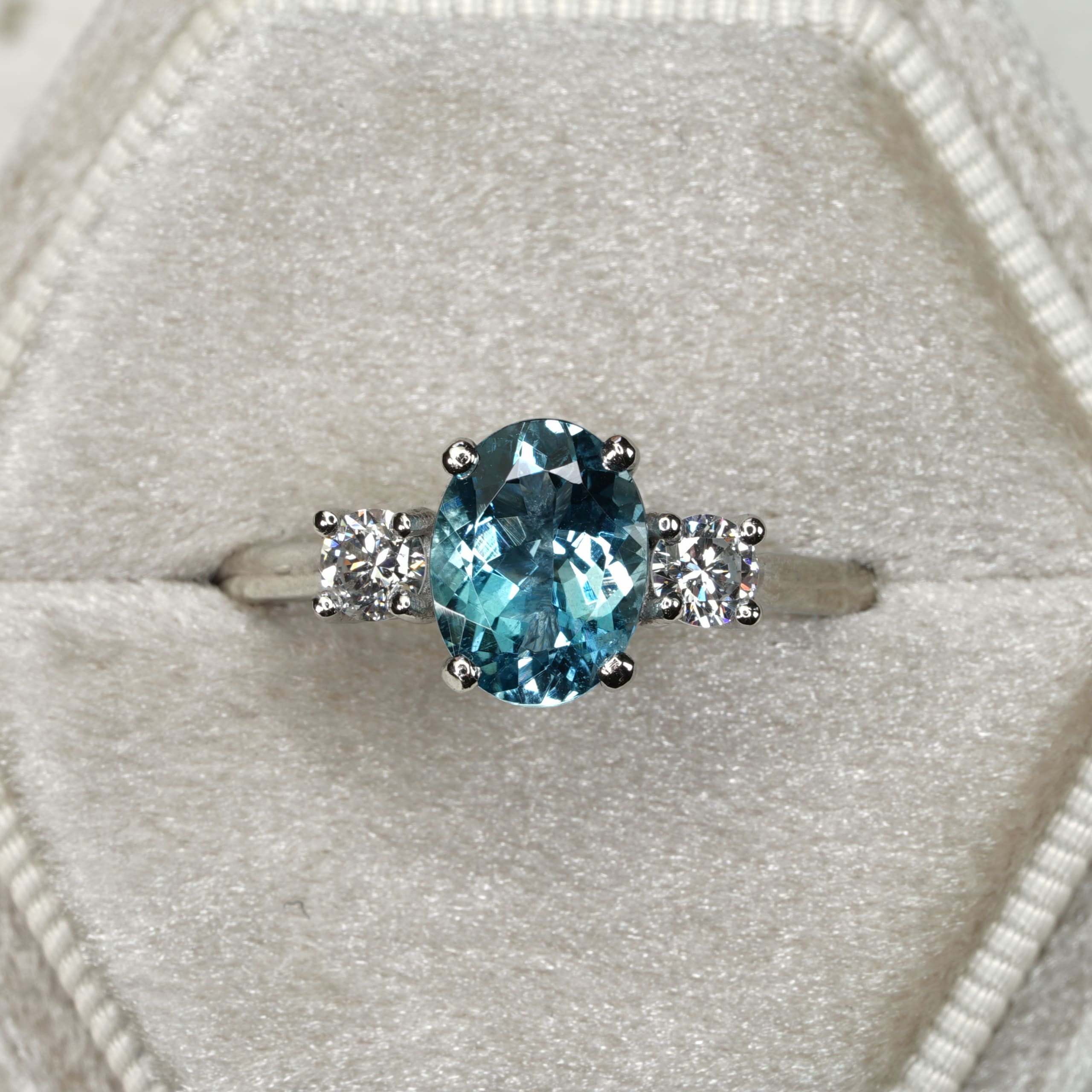 Rare aquamarine and diamond ring — 3