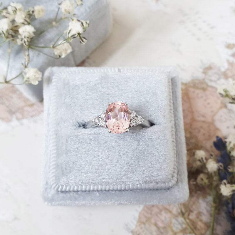 Oval champagne sapphire and diamond engagement ring — 1