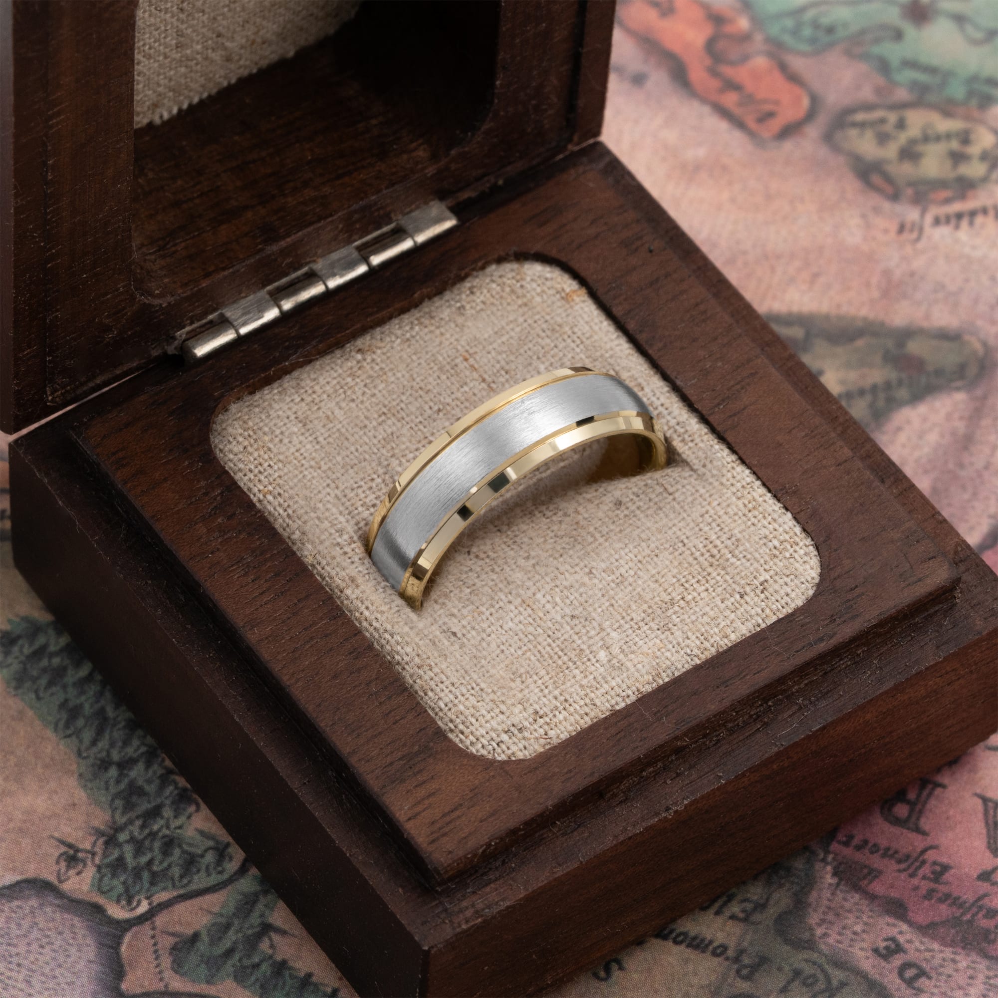 Two tone wedding band brushed center  — 4