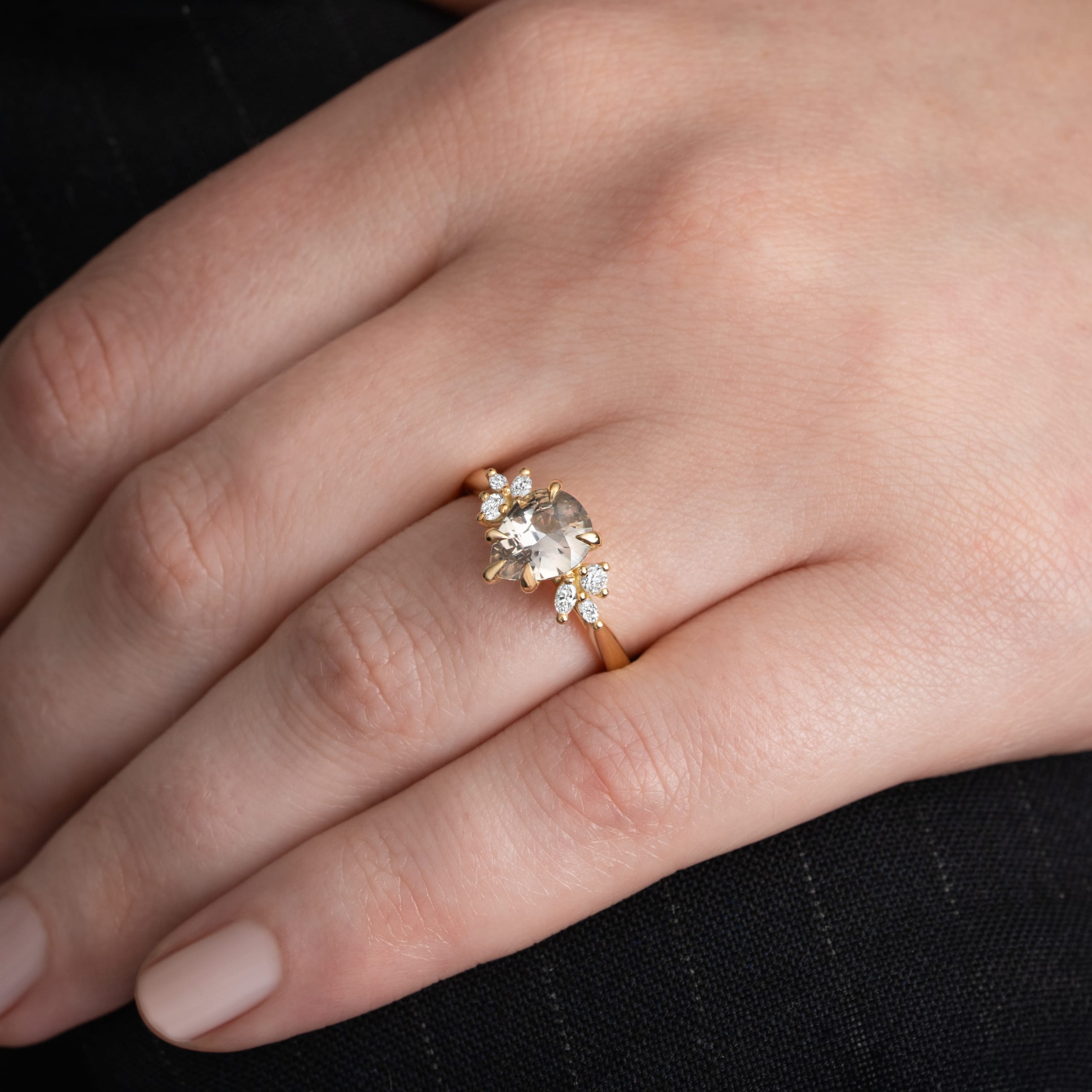 'Dawnflower' Uniquely coloured sapphire and diamond ring — 4