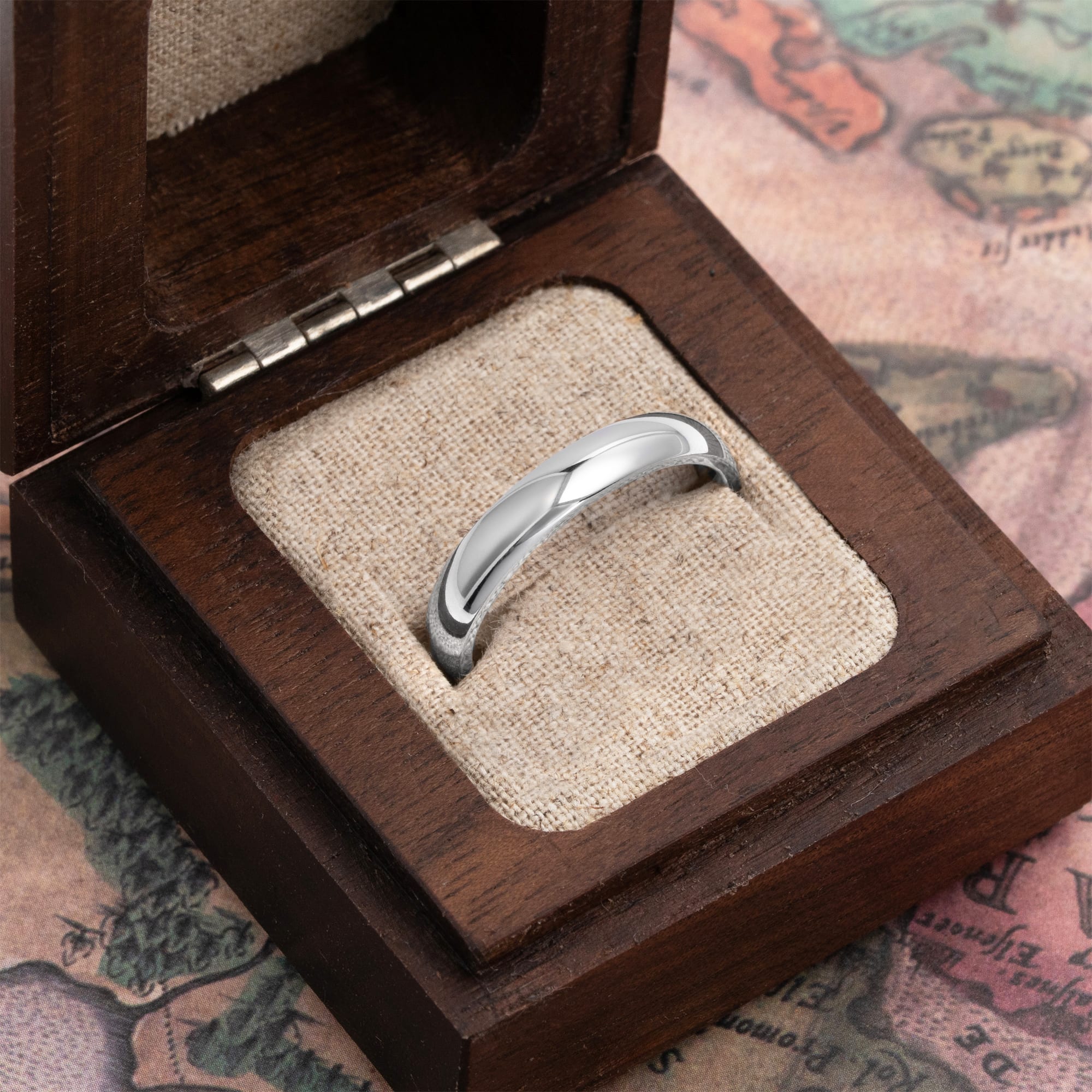 Traditional court wedding band  — 3