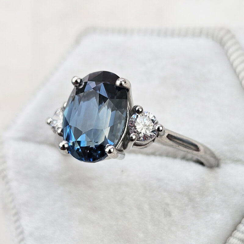 Ocean blue oval sapphire and diamond trilogy ring — 2