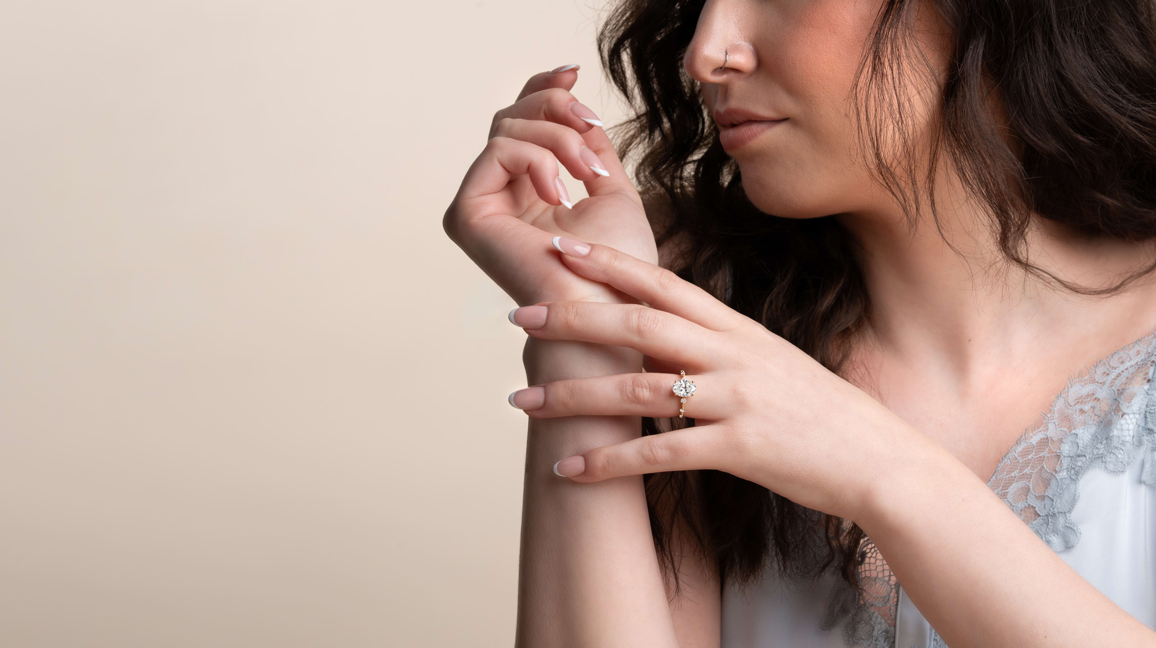 Oval 'elegance' diamond ring — 2