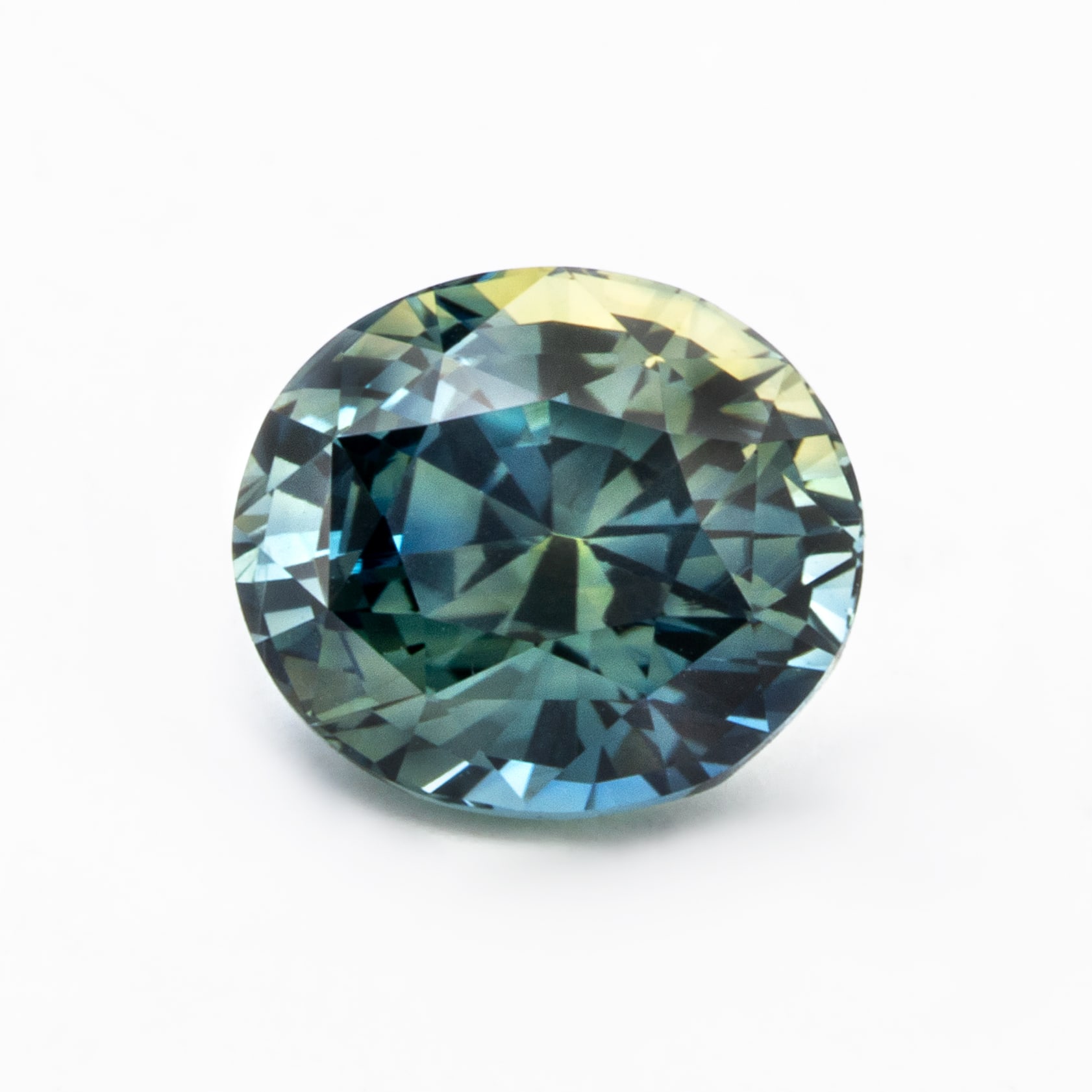 2.57ct Oval teal Sapphire
