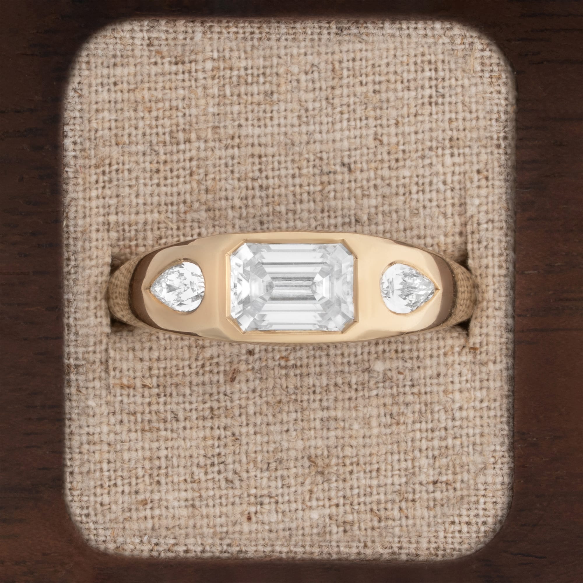Emerald cut trilogy diamond band  — 5