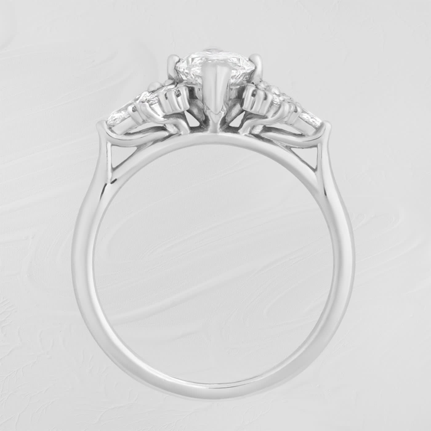 'Marquise Muse' lab-grown diamond ring product image