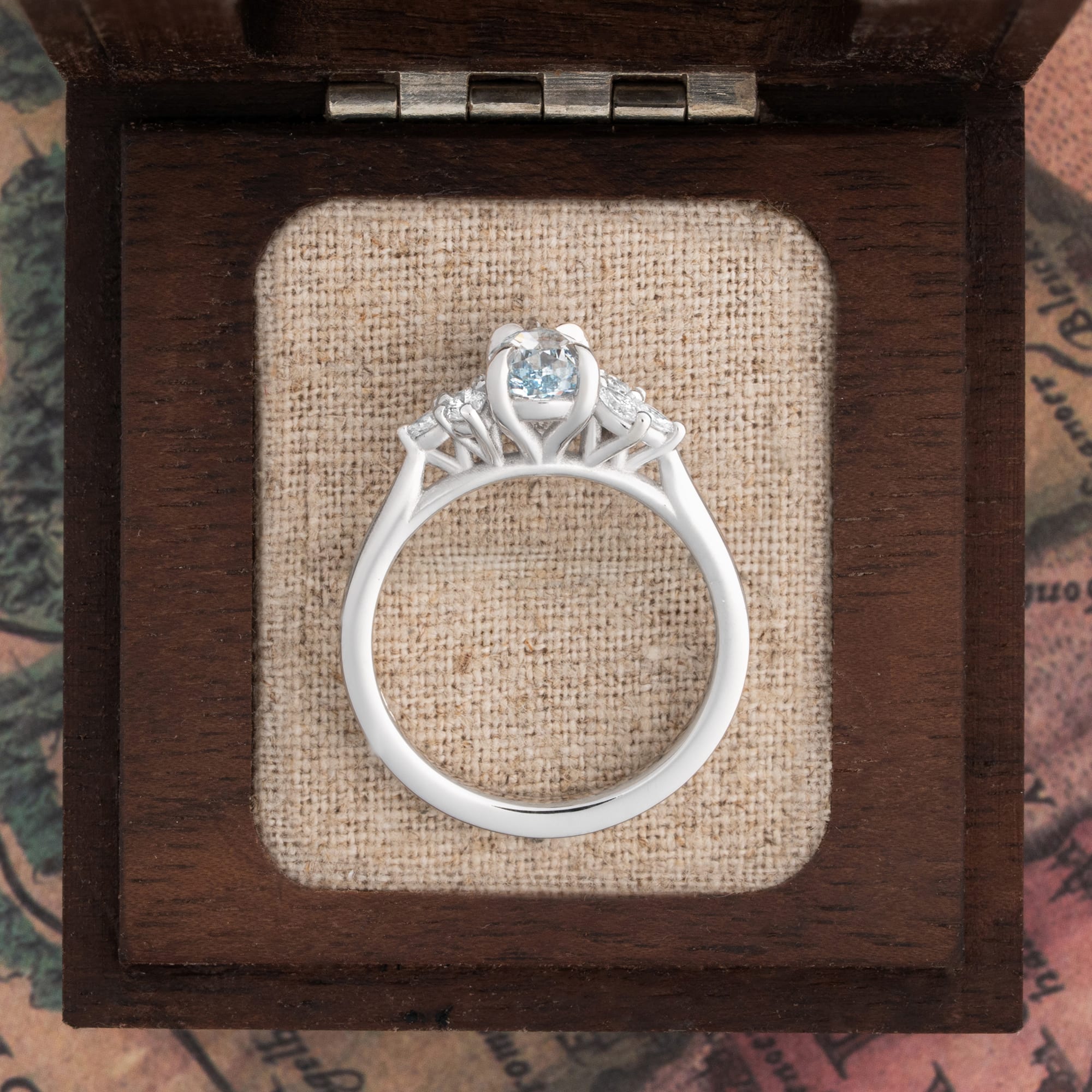 'Dawnflower' Blue lab grown diamond ring — 3