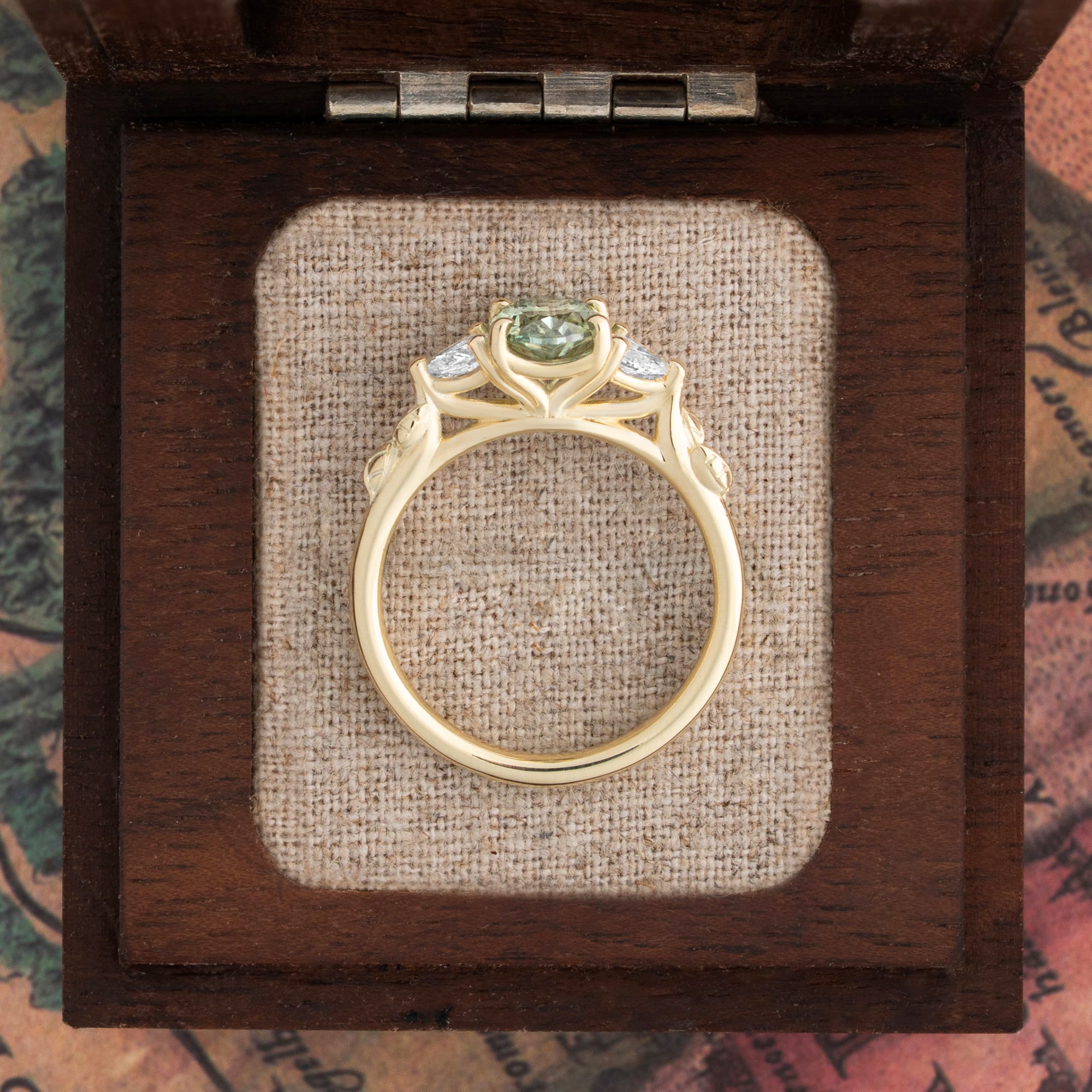 'Canopy' Green diamond trilogy ring — 3