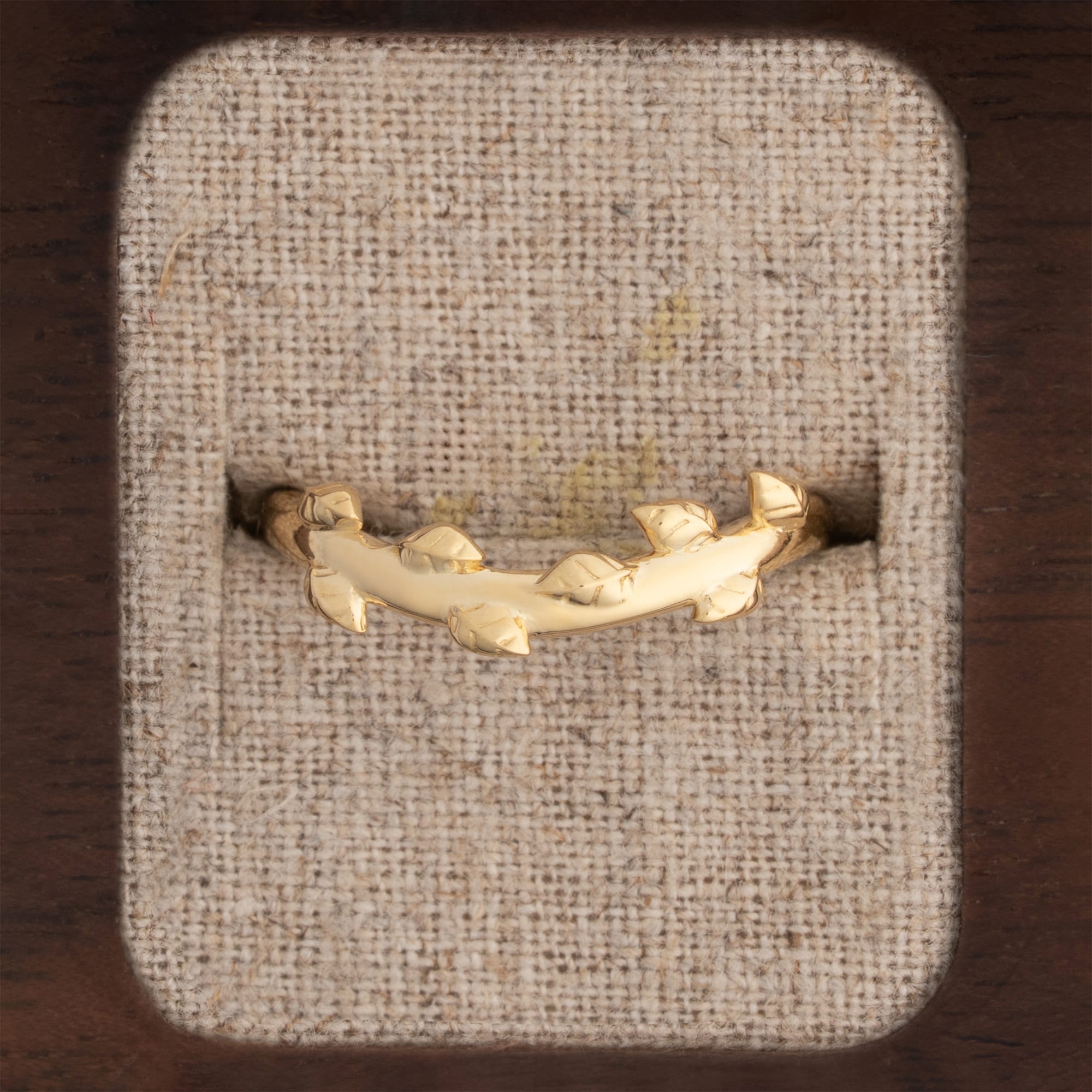 Ladies nature inspired wedding band 
