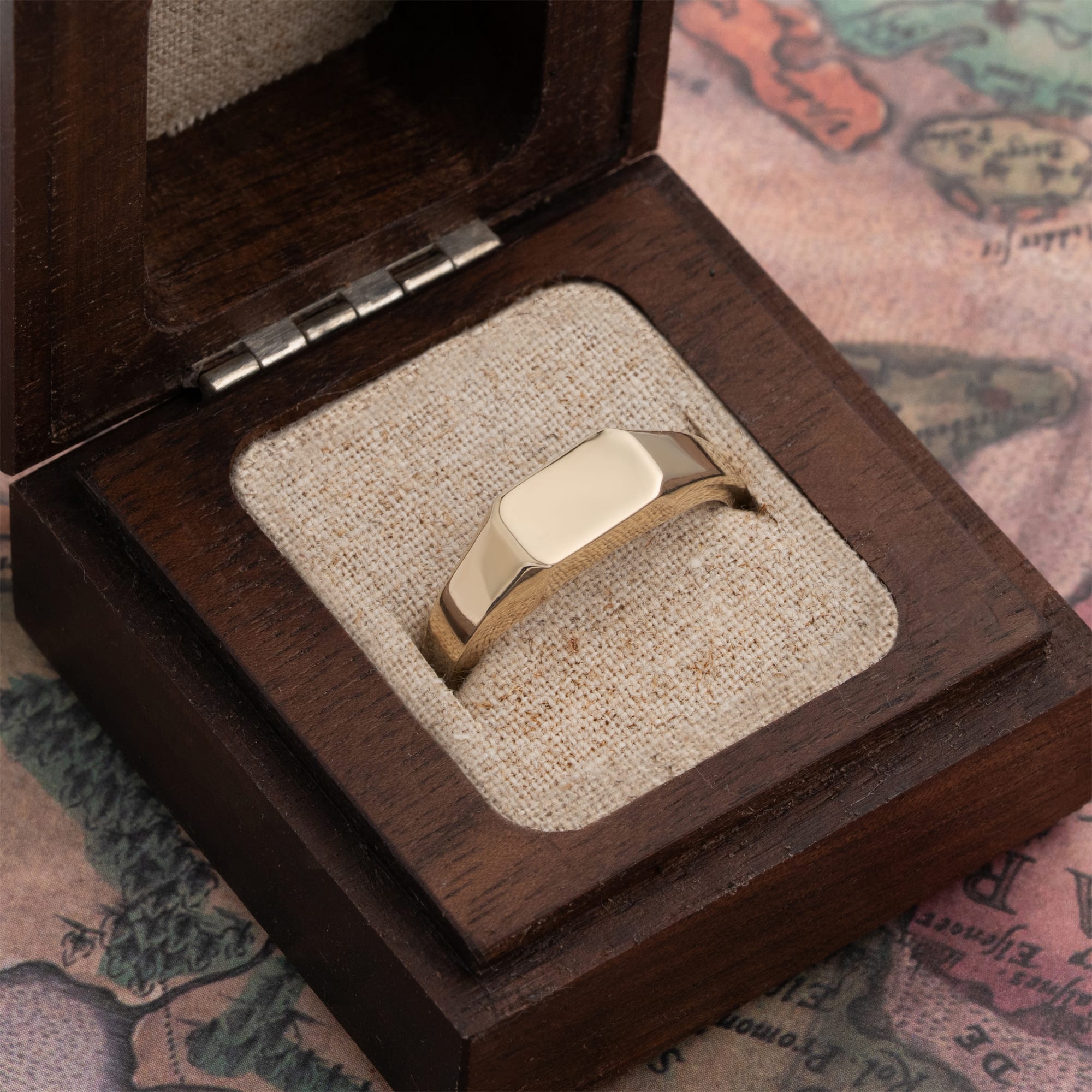 Cushion signet ring — 3